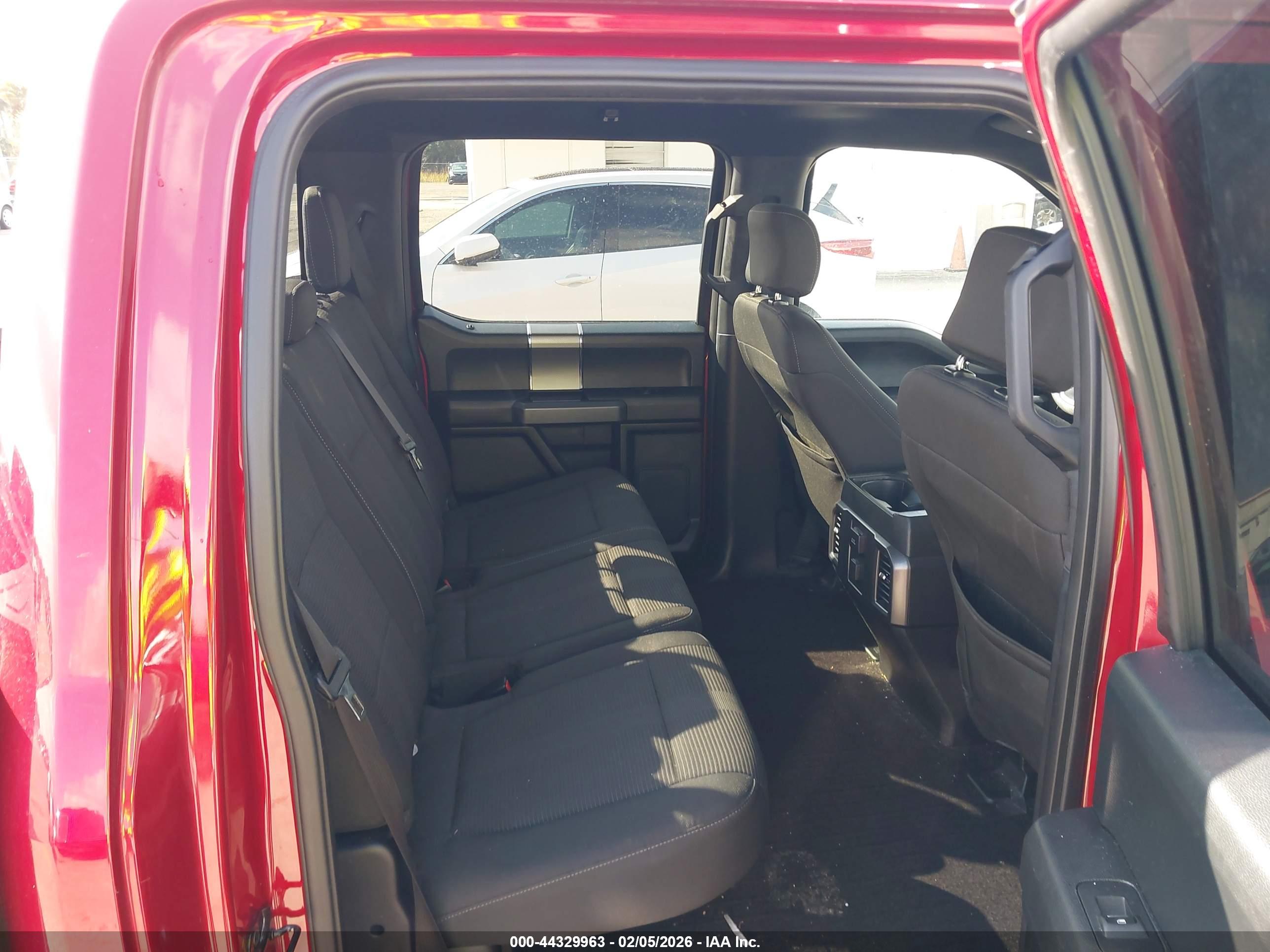 FORD F-150 image 8