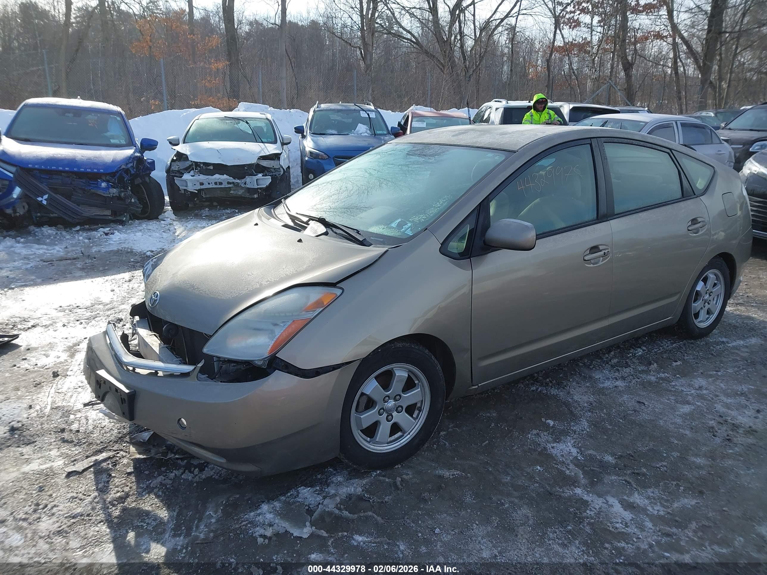 TOYOTA PRIUS image 2