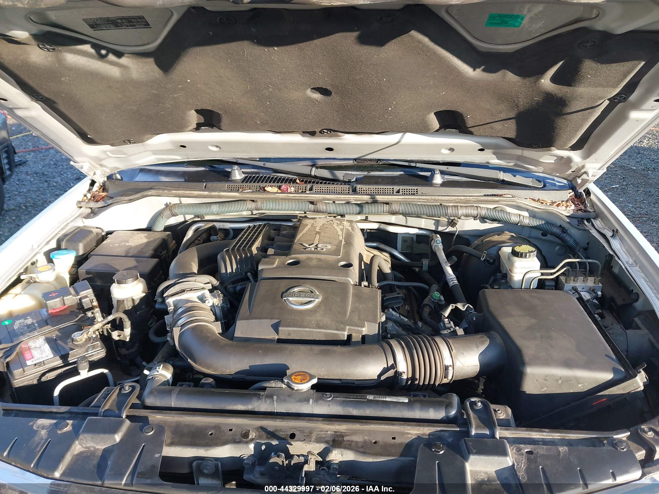 NISSAN FRONTIER image 10