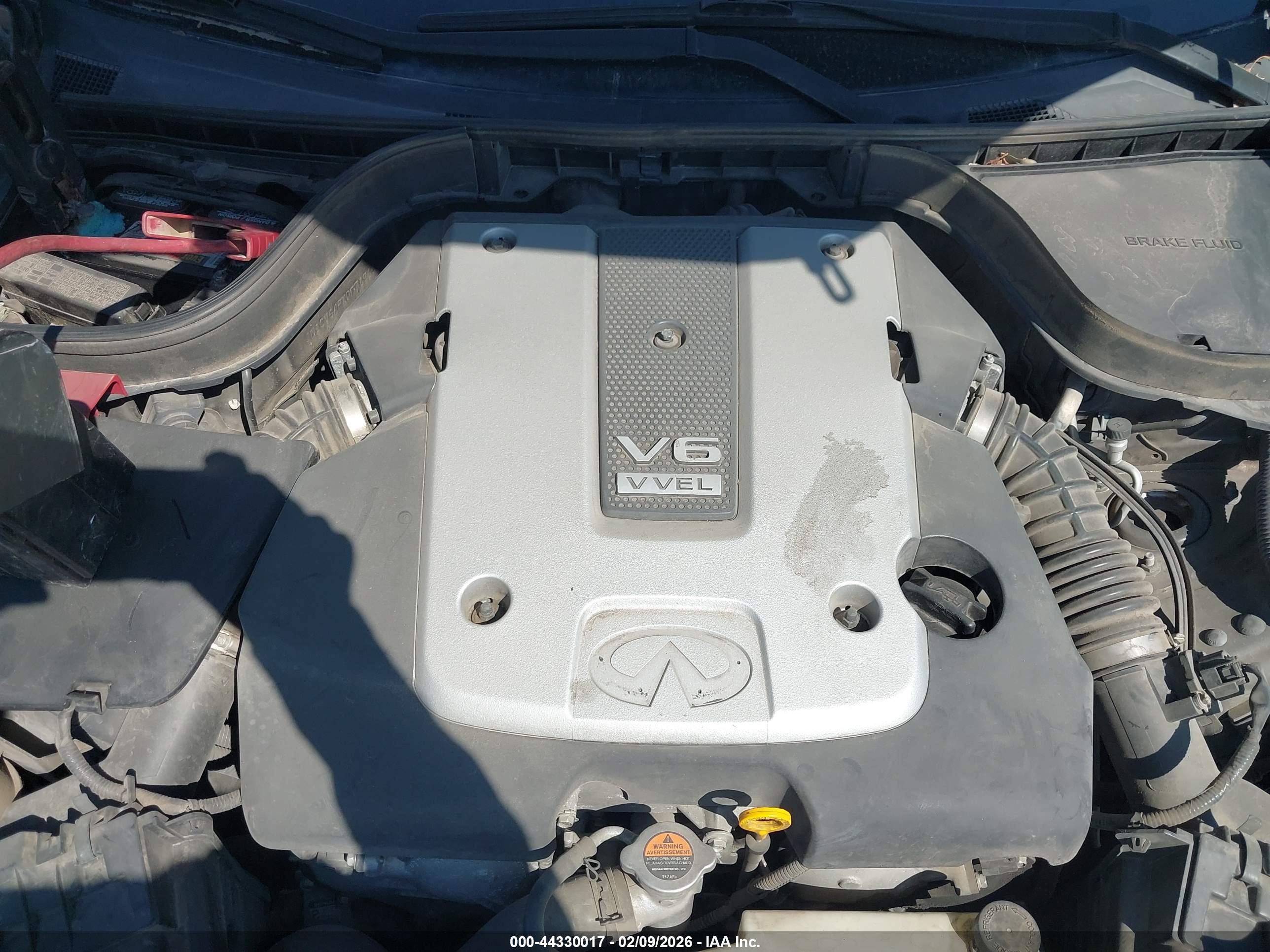 INFINITI G37 image 10