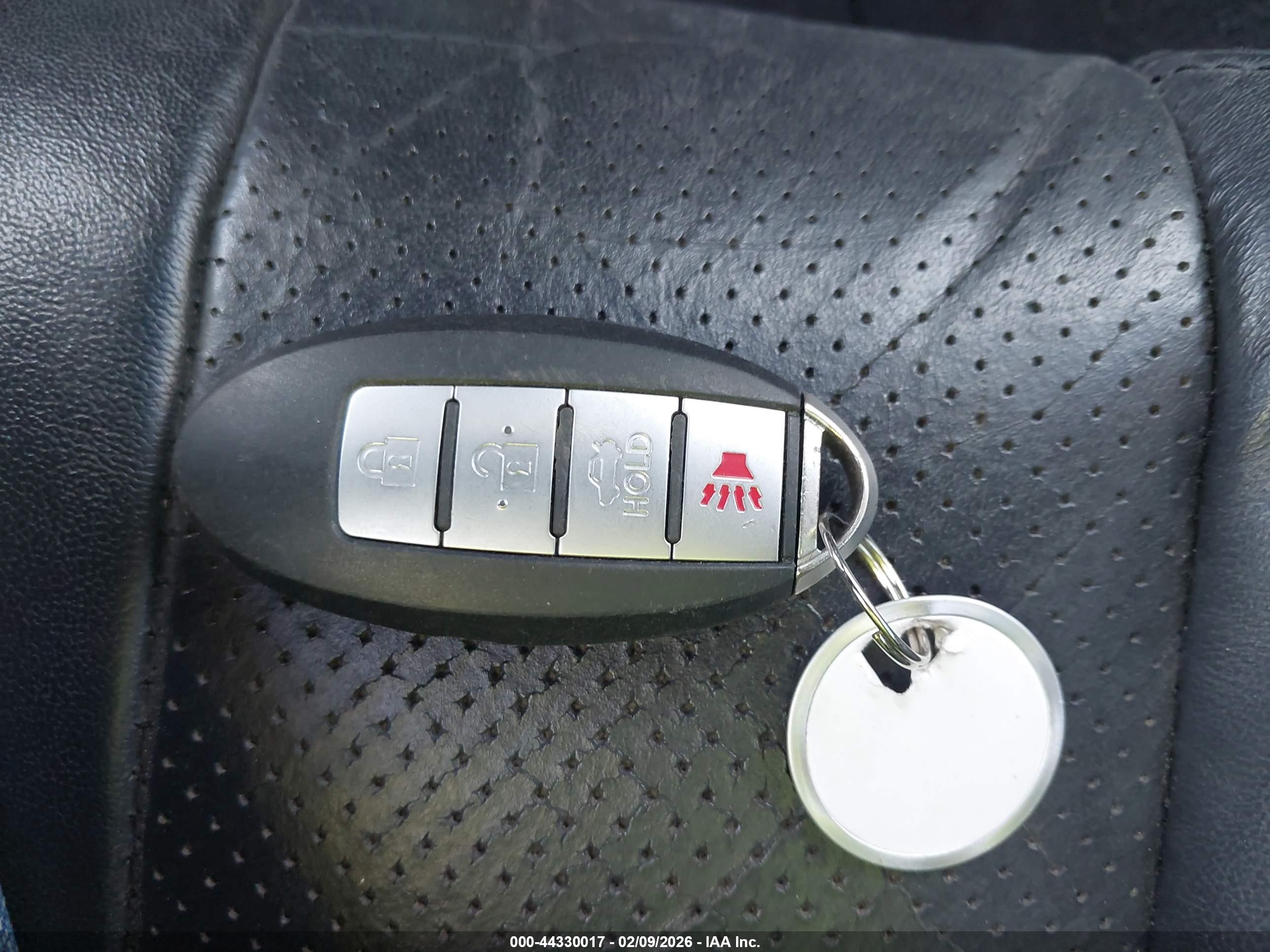 INFINITI G37 image 11