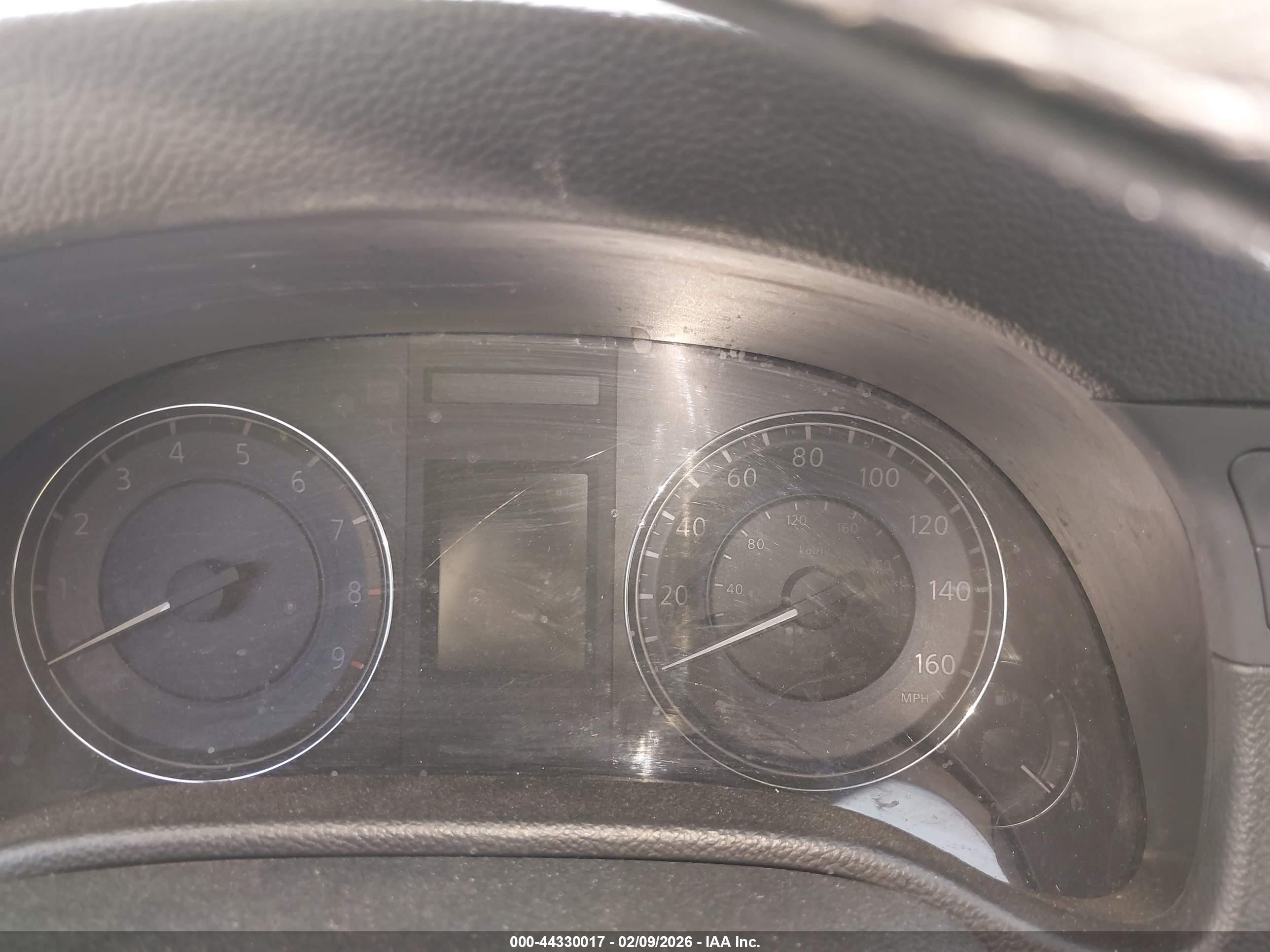INFINITI G37 image 7