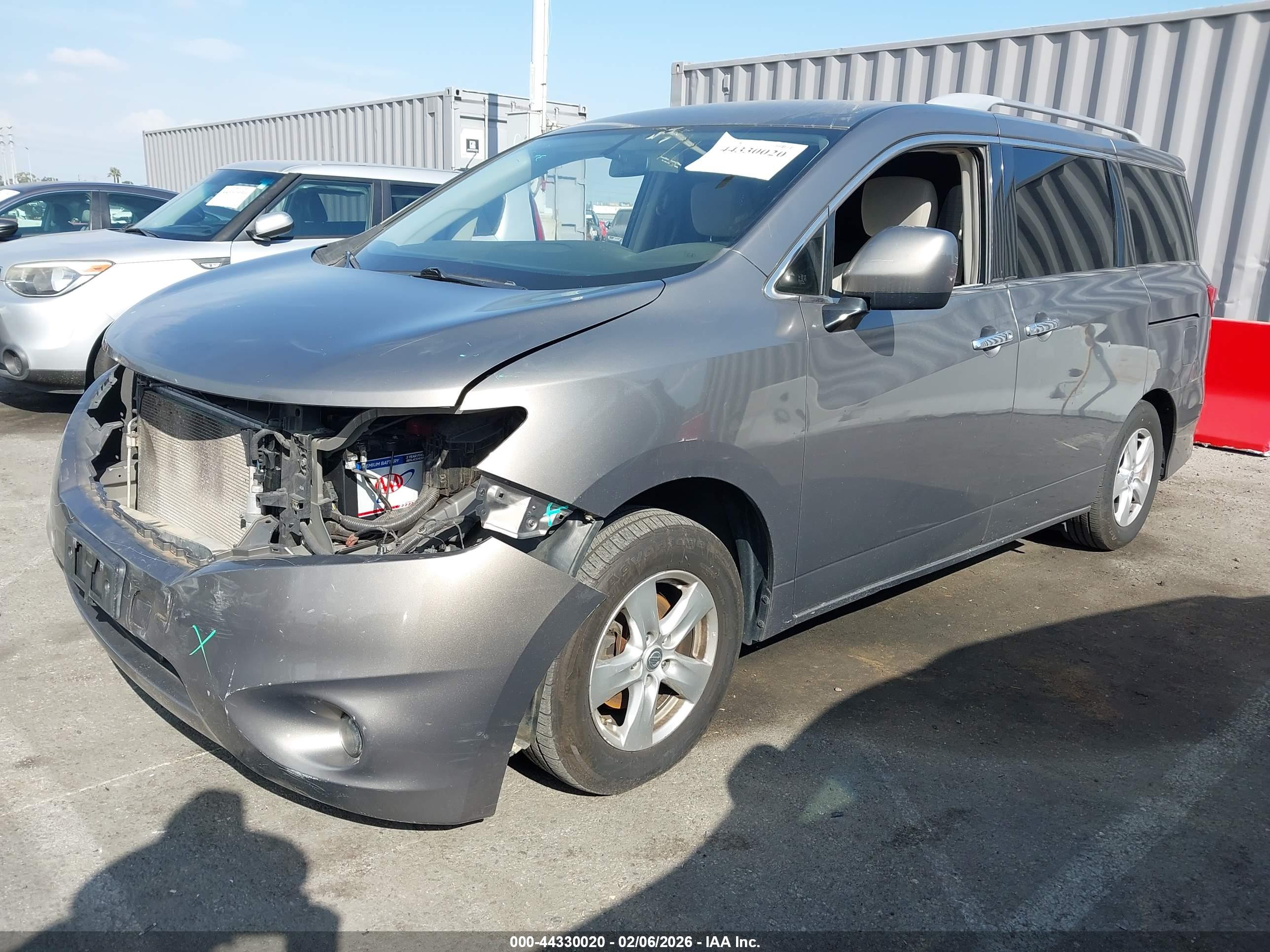 NISSAN QUEST image 2