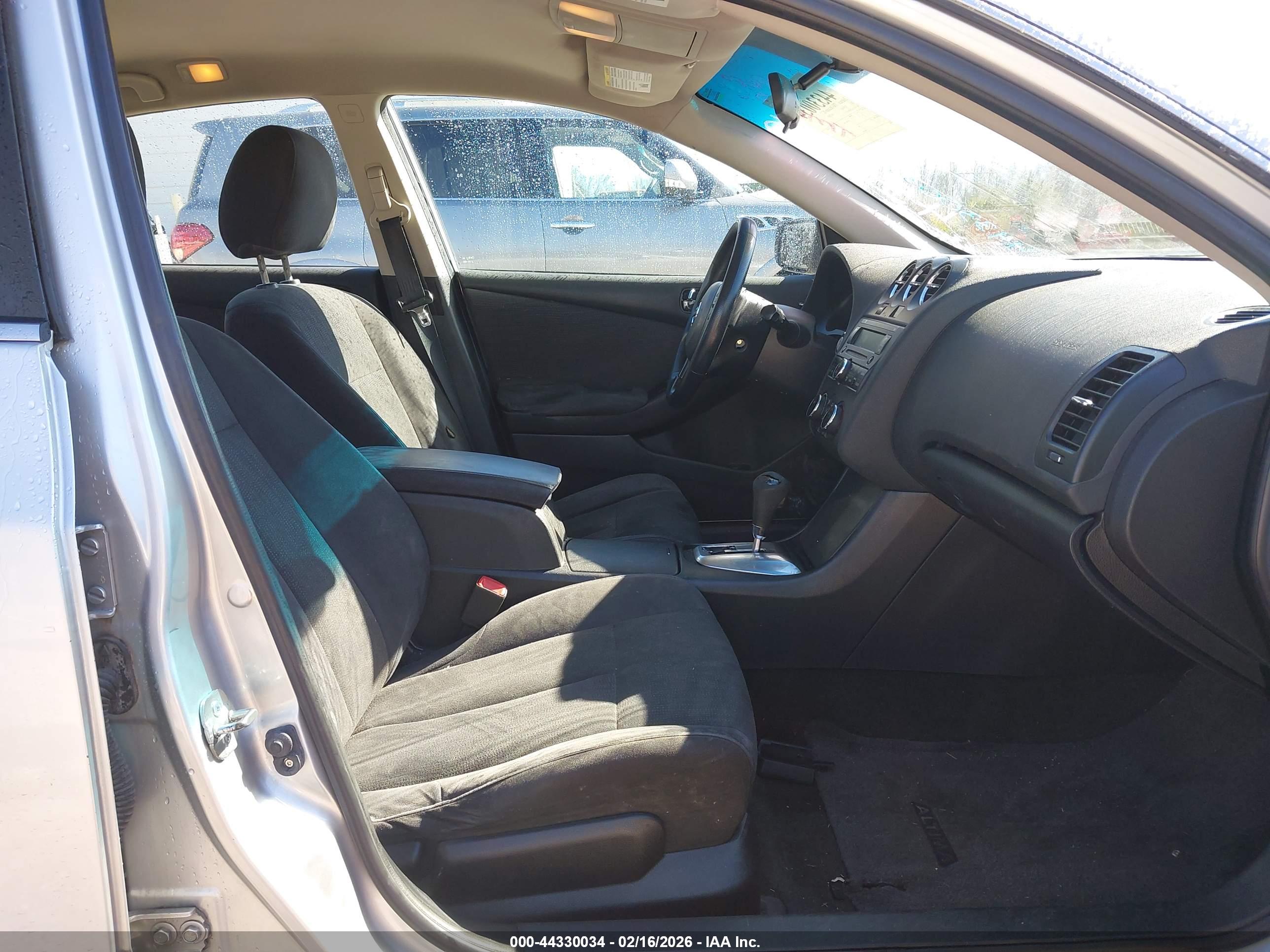 NISSAN ALTIMA image 5
