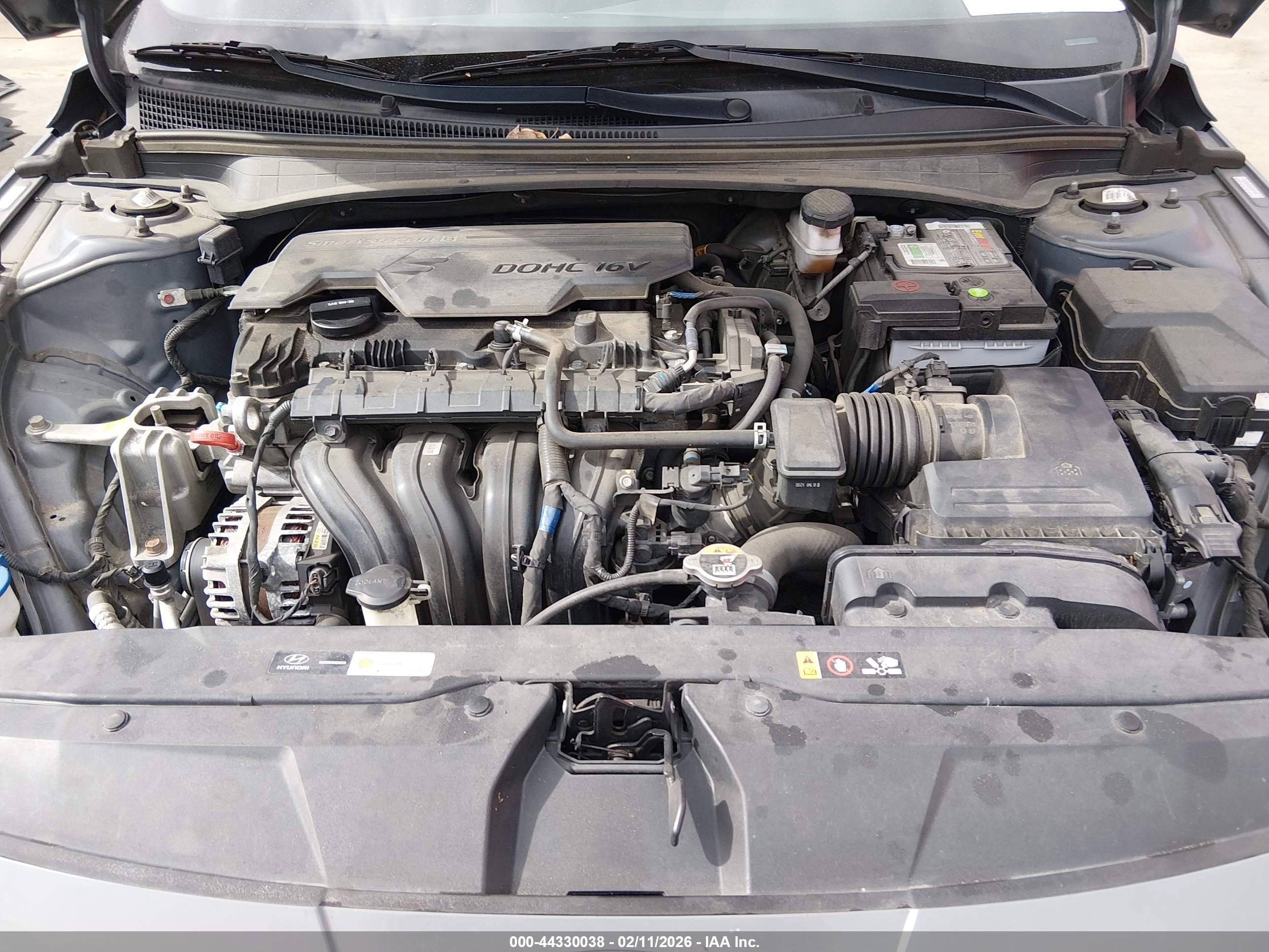 HYUNDAI ELANTRA image 10