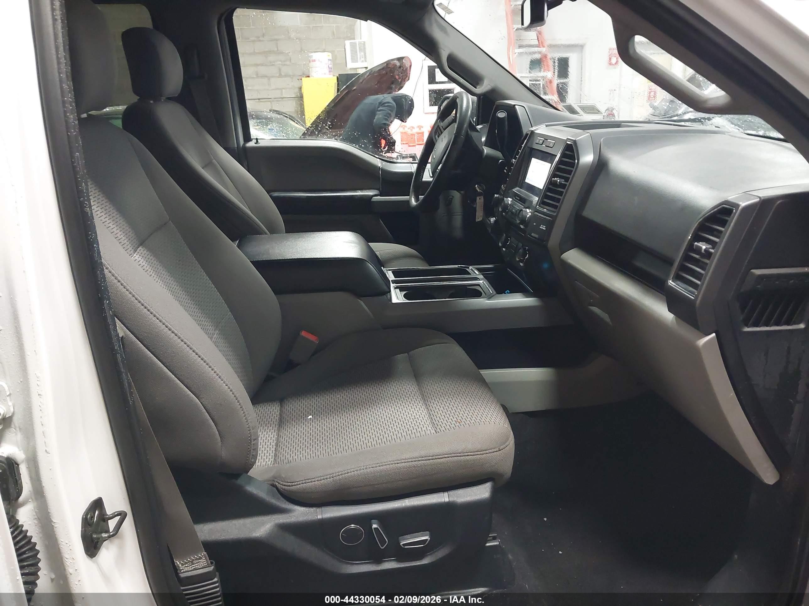 FORD F-150 image 5