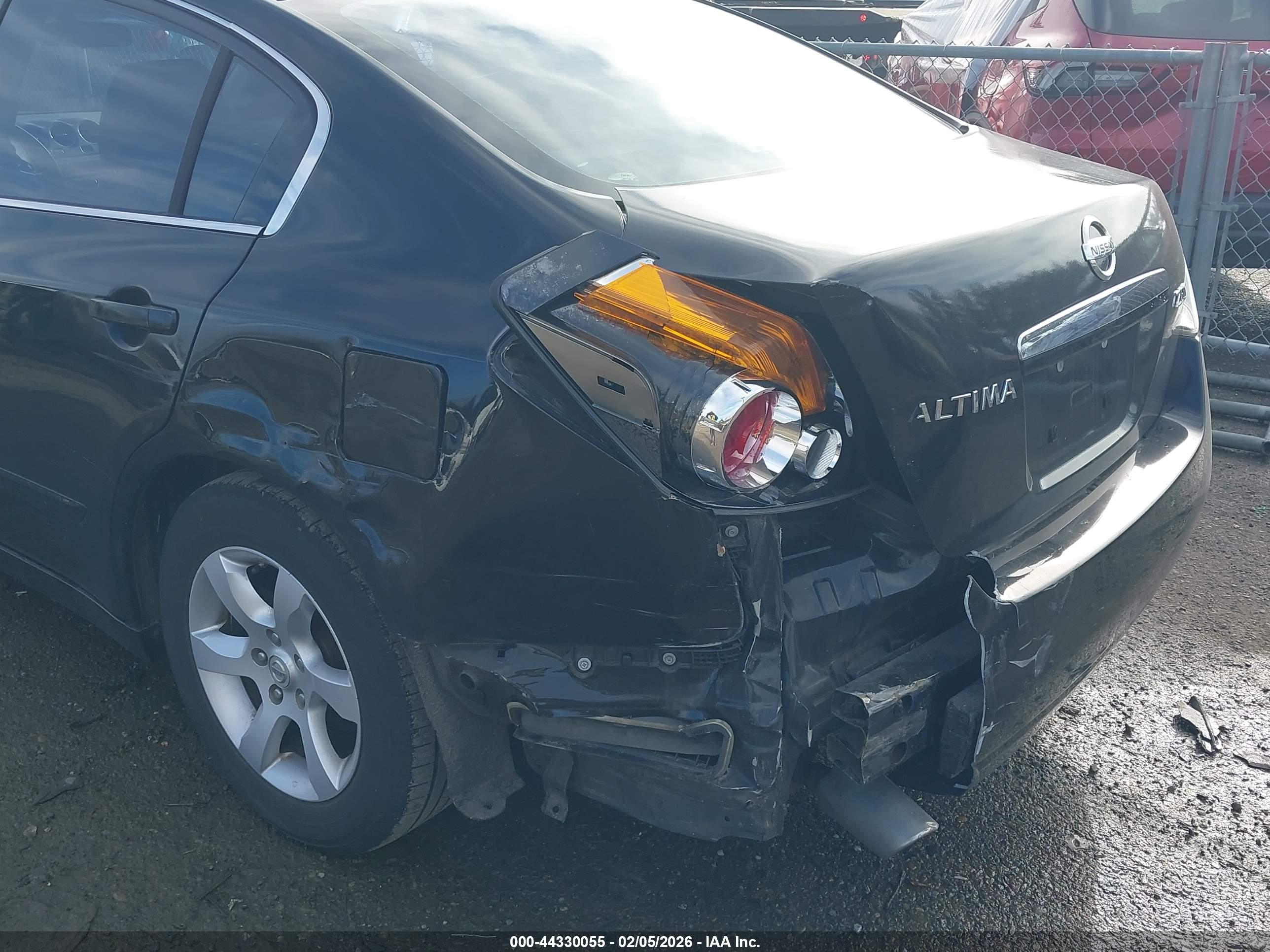 NISSAN ALTIMA image 6