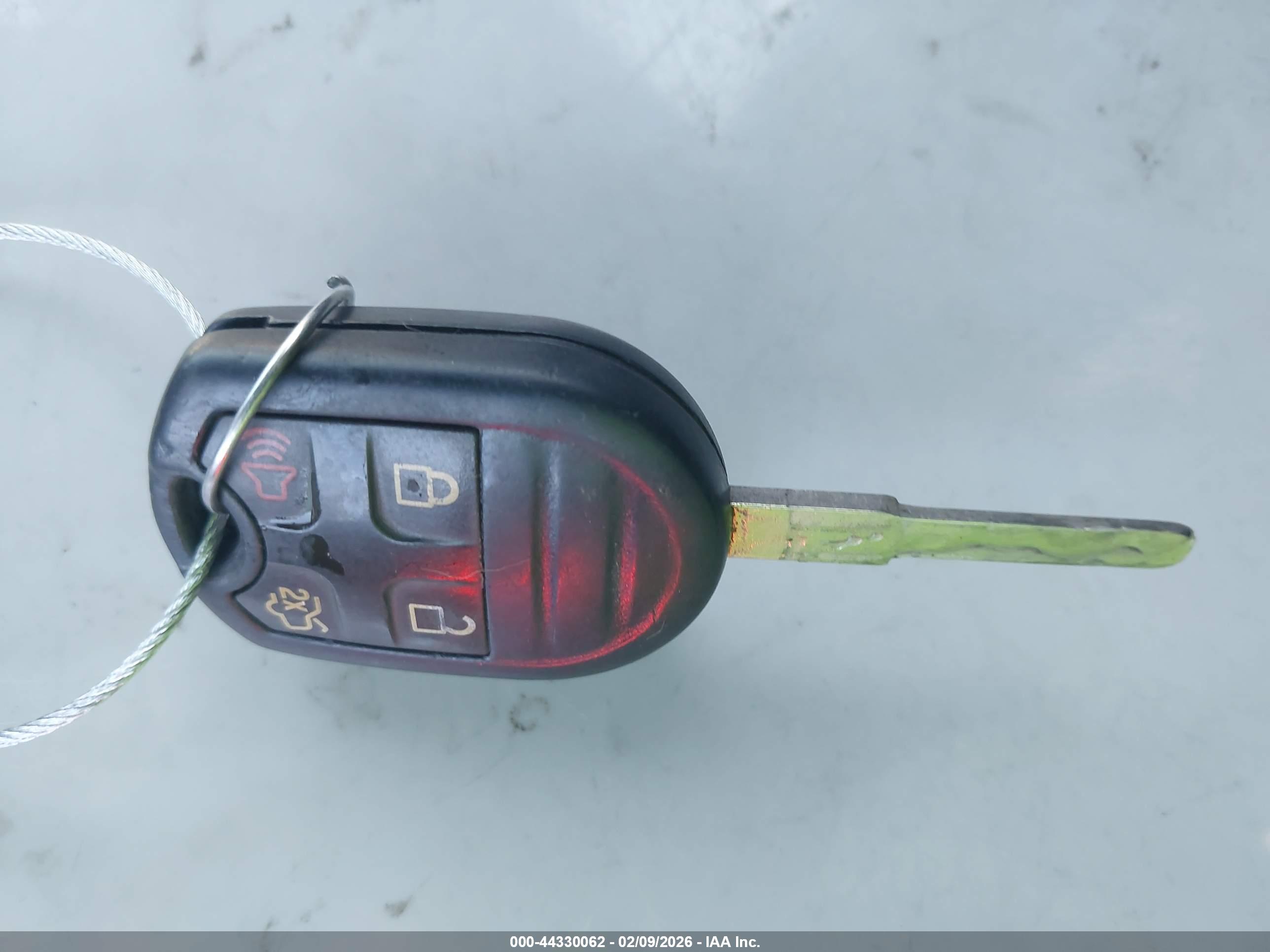 FORD FIESTA image 11