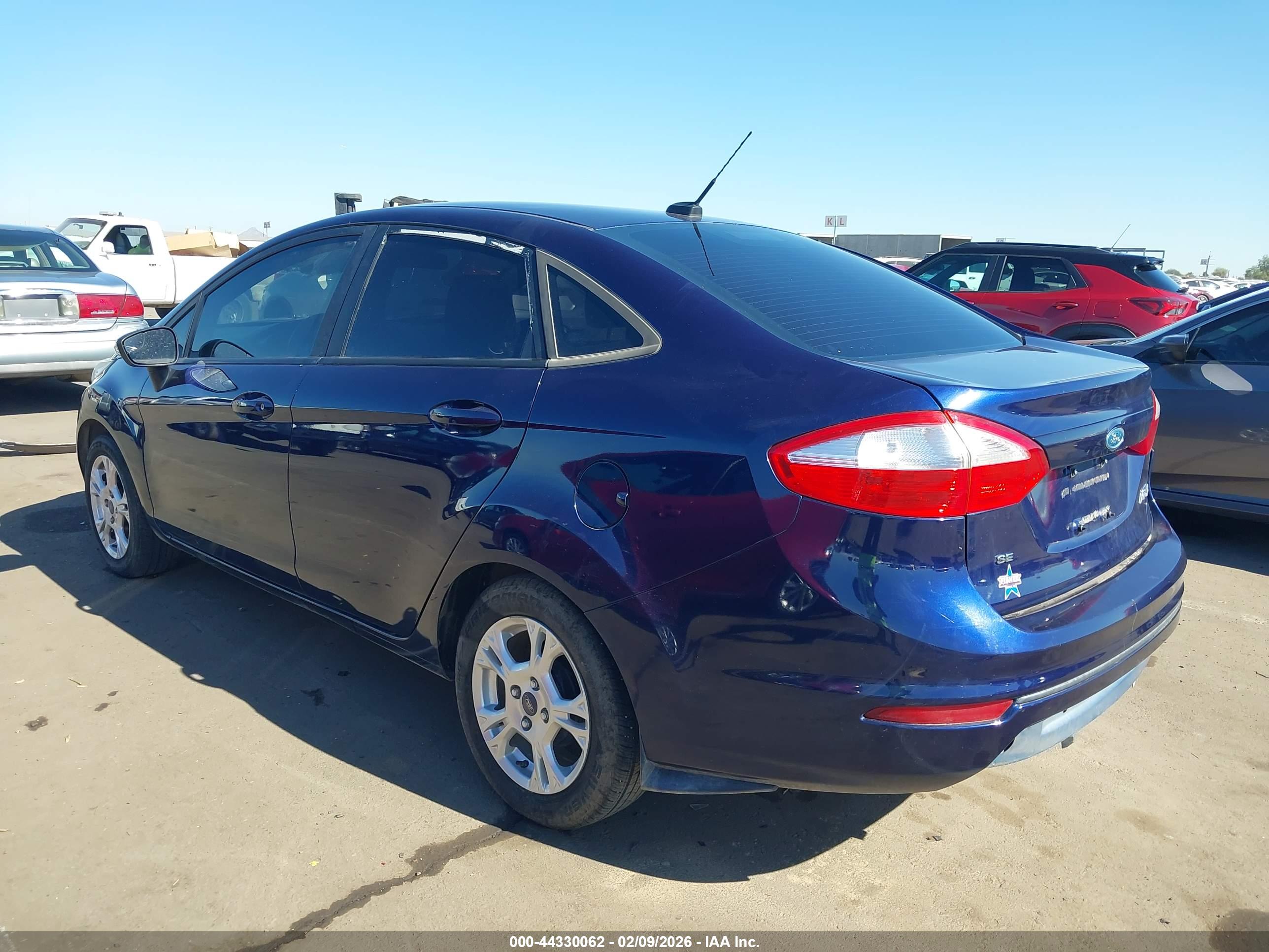 FORD FIESTA image 3