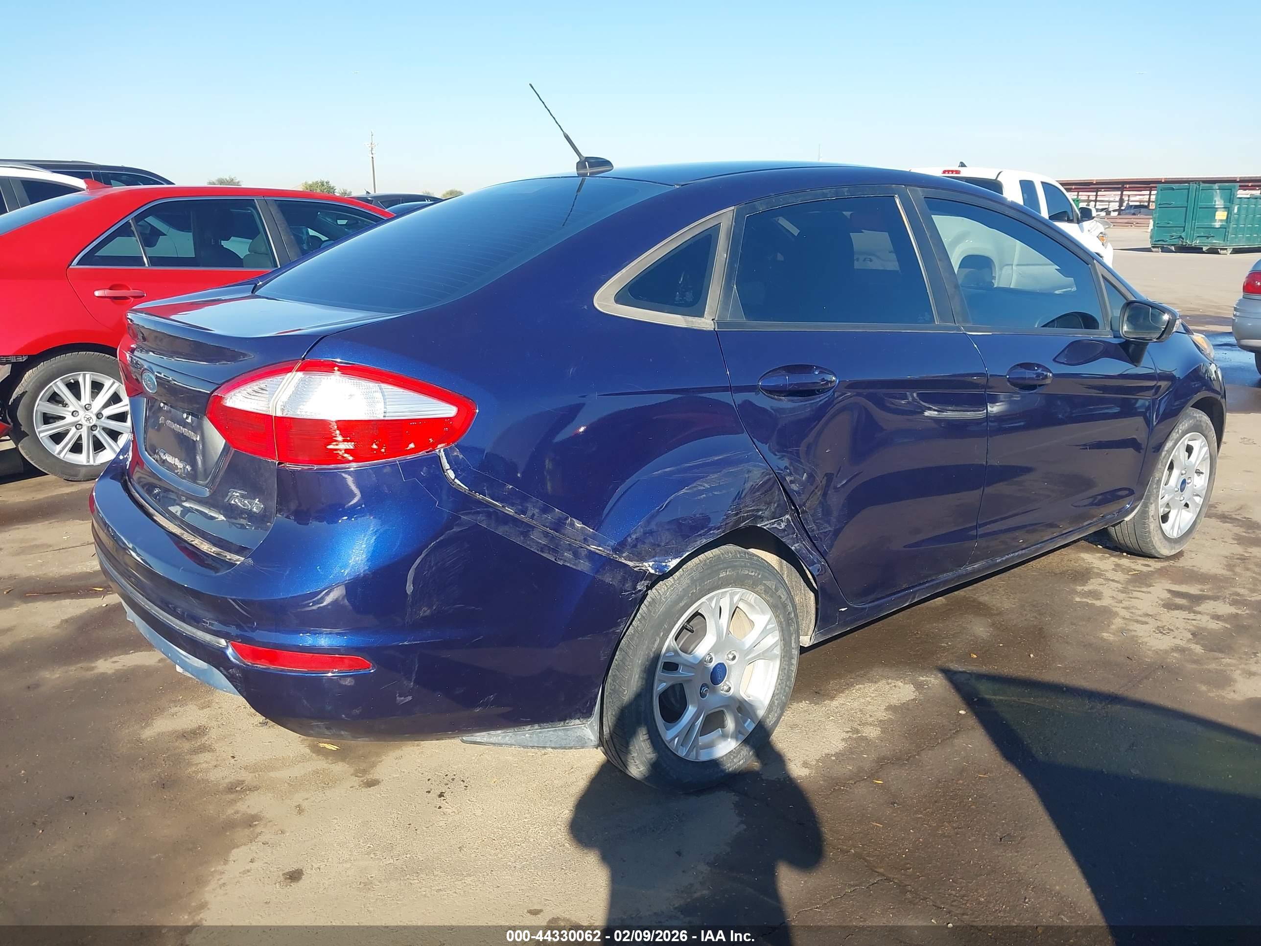 FORD FIESTA image 4