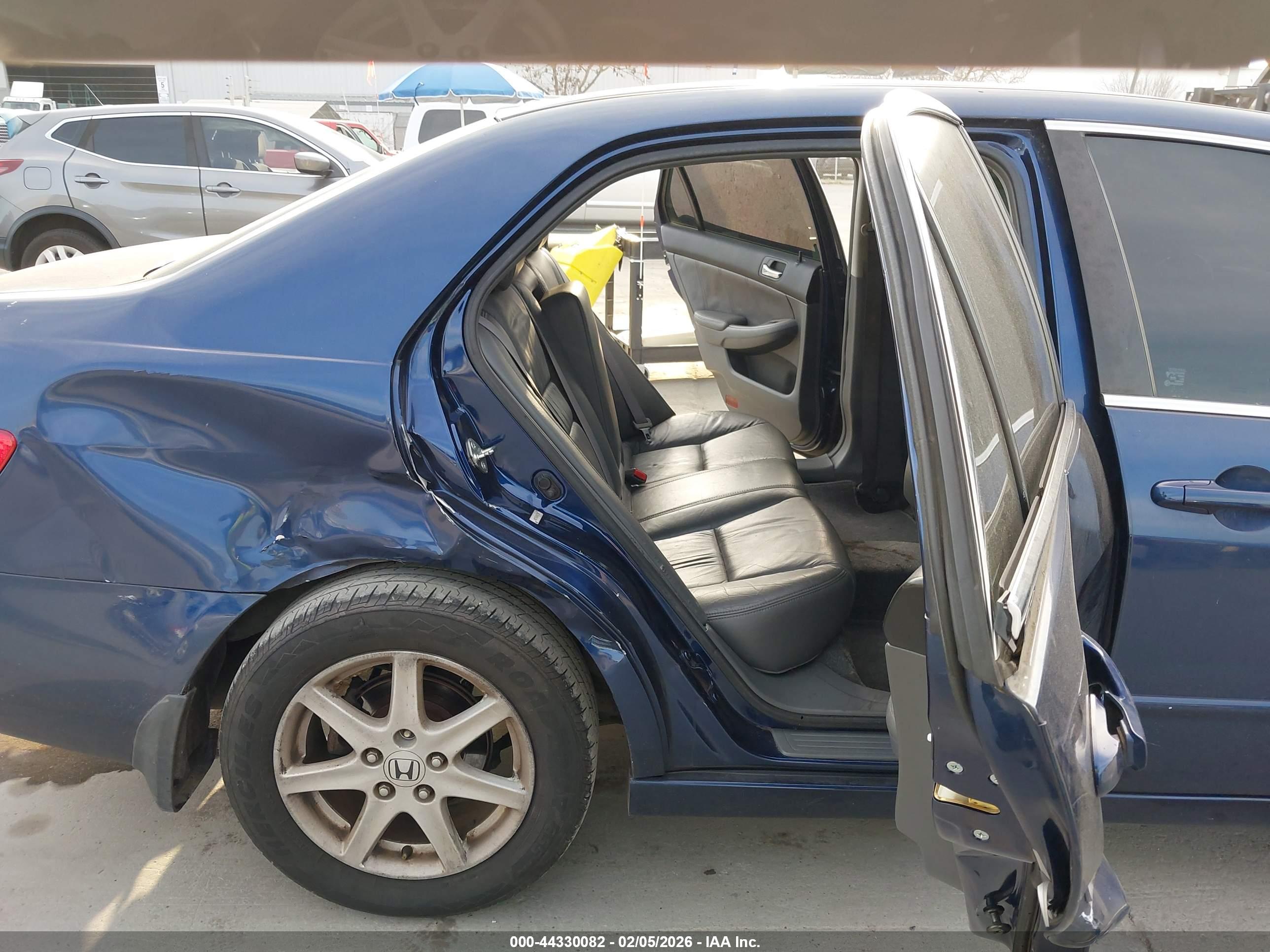HONDA ACCORD image 8