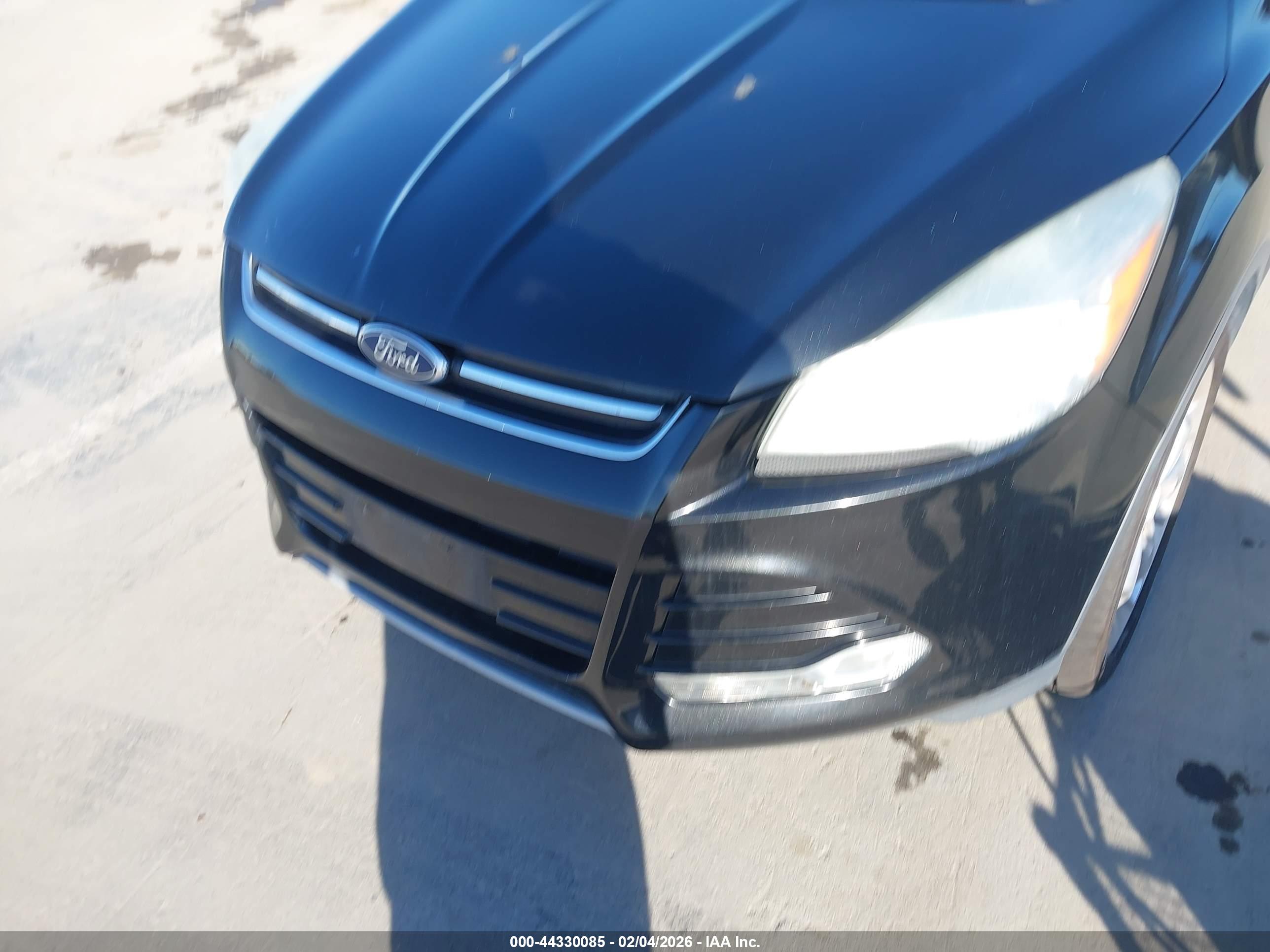 FORD ESCAPE image 6