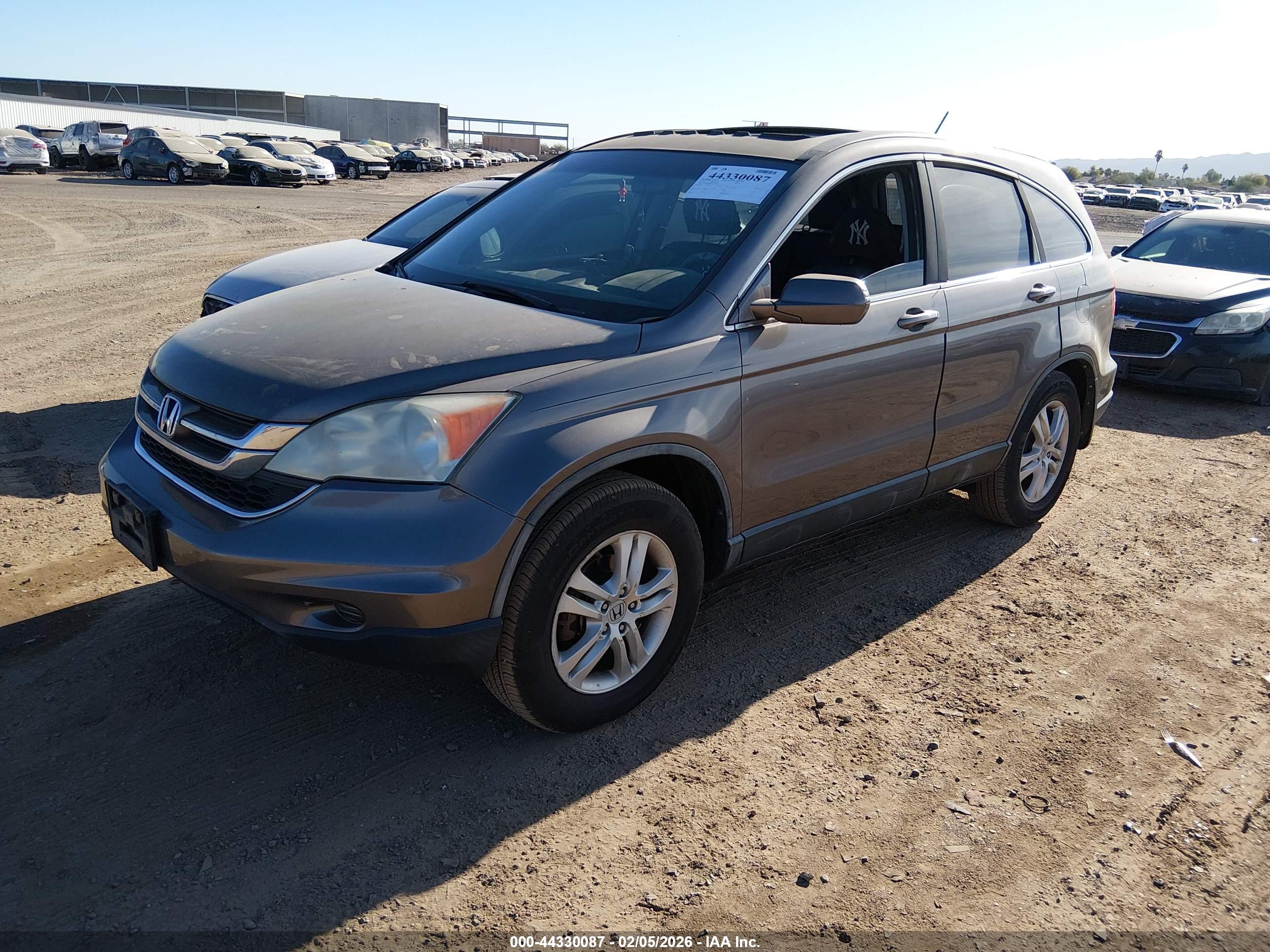 HONDA CR-V image 2
