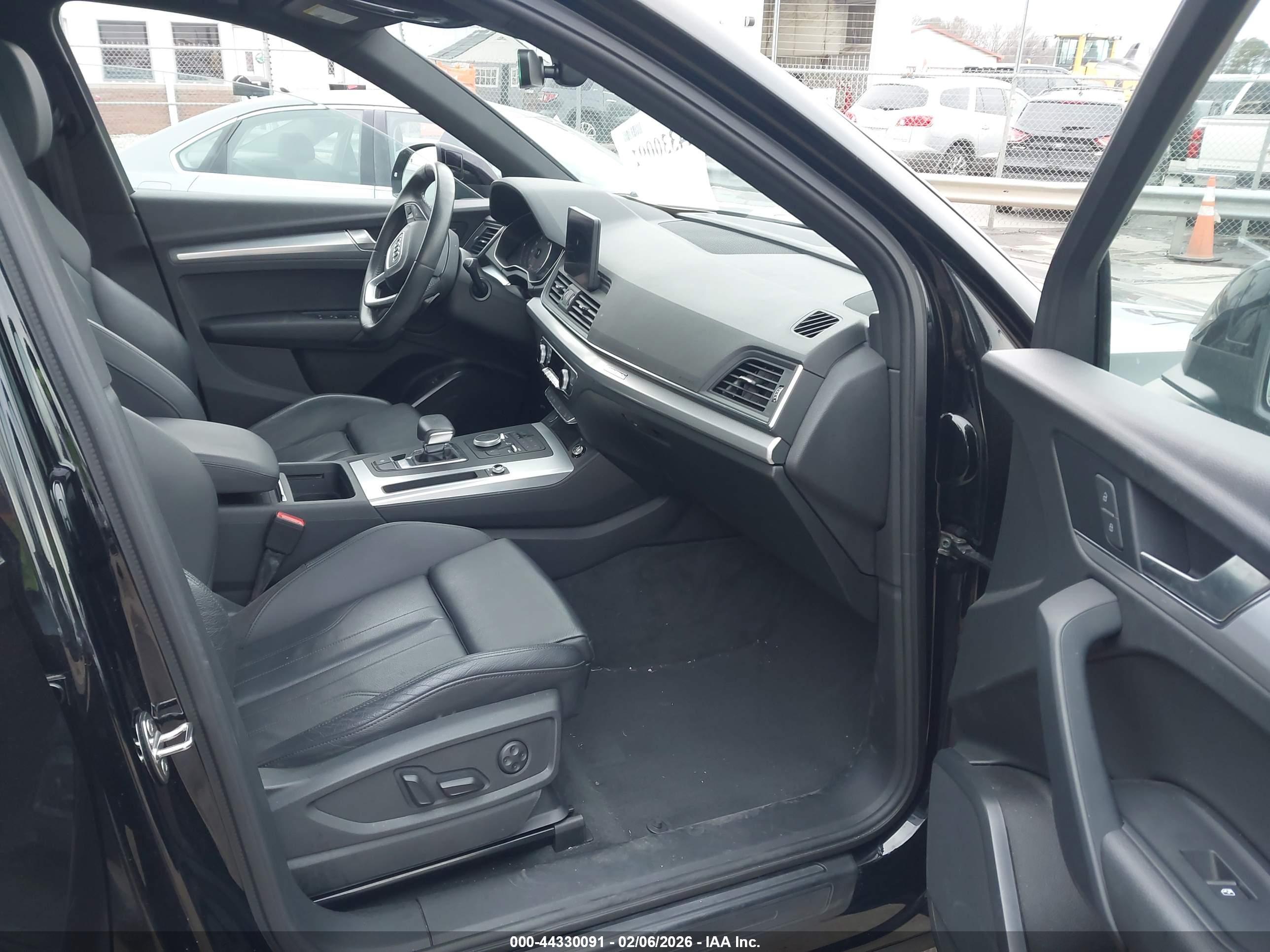 AUDI Q5 image 5