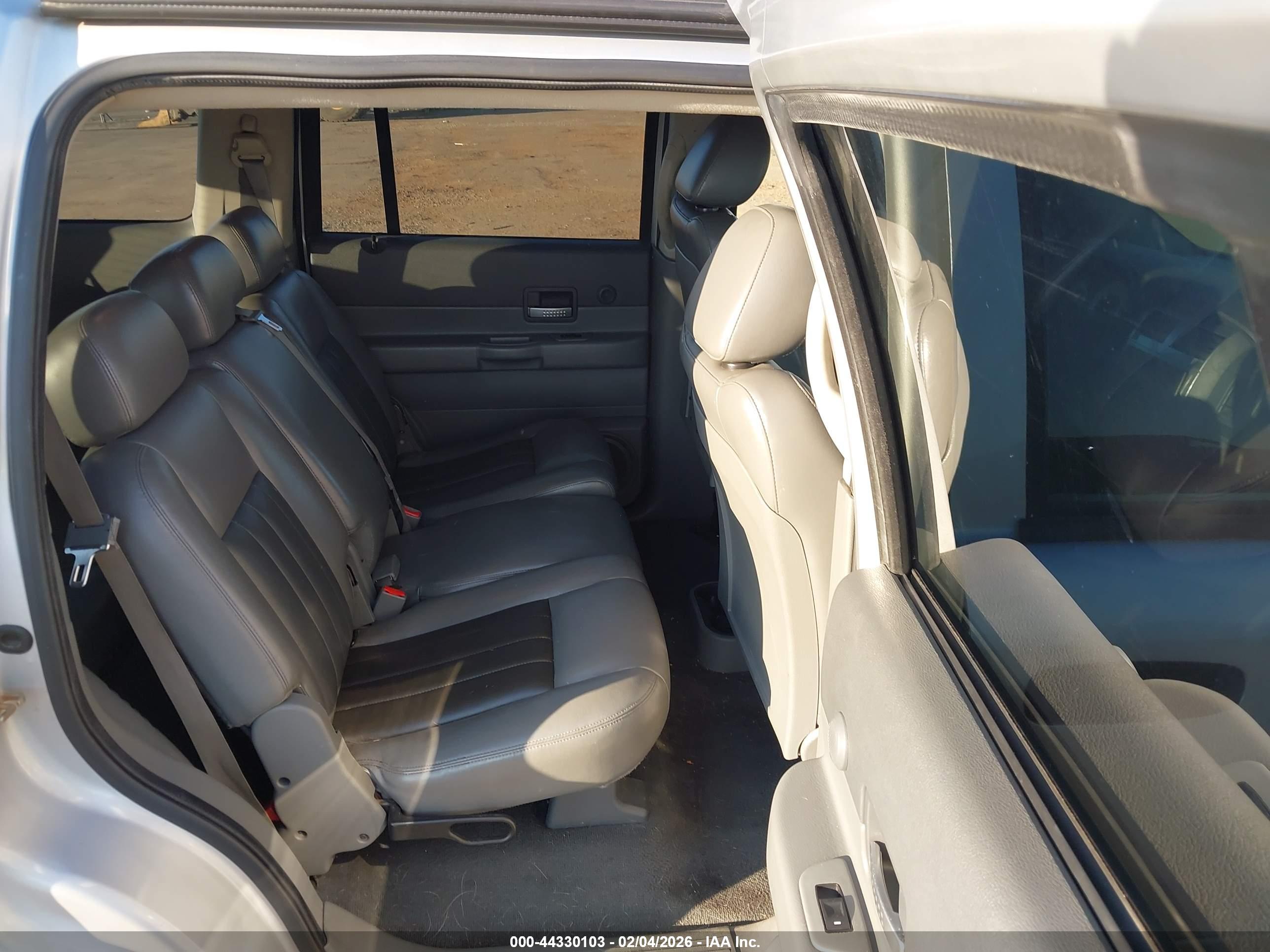 DODGE DURANGO image 8