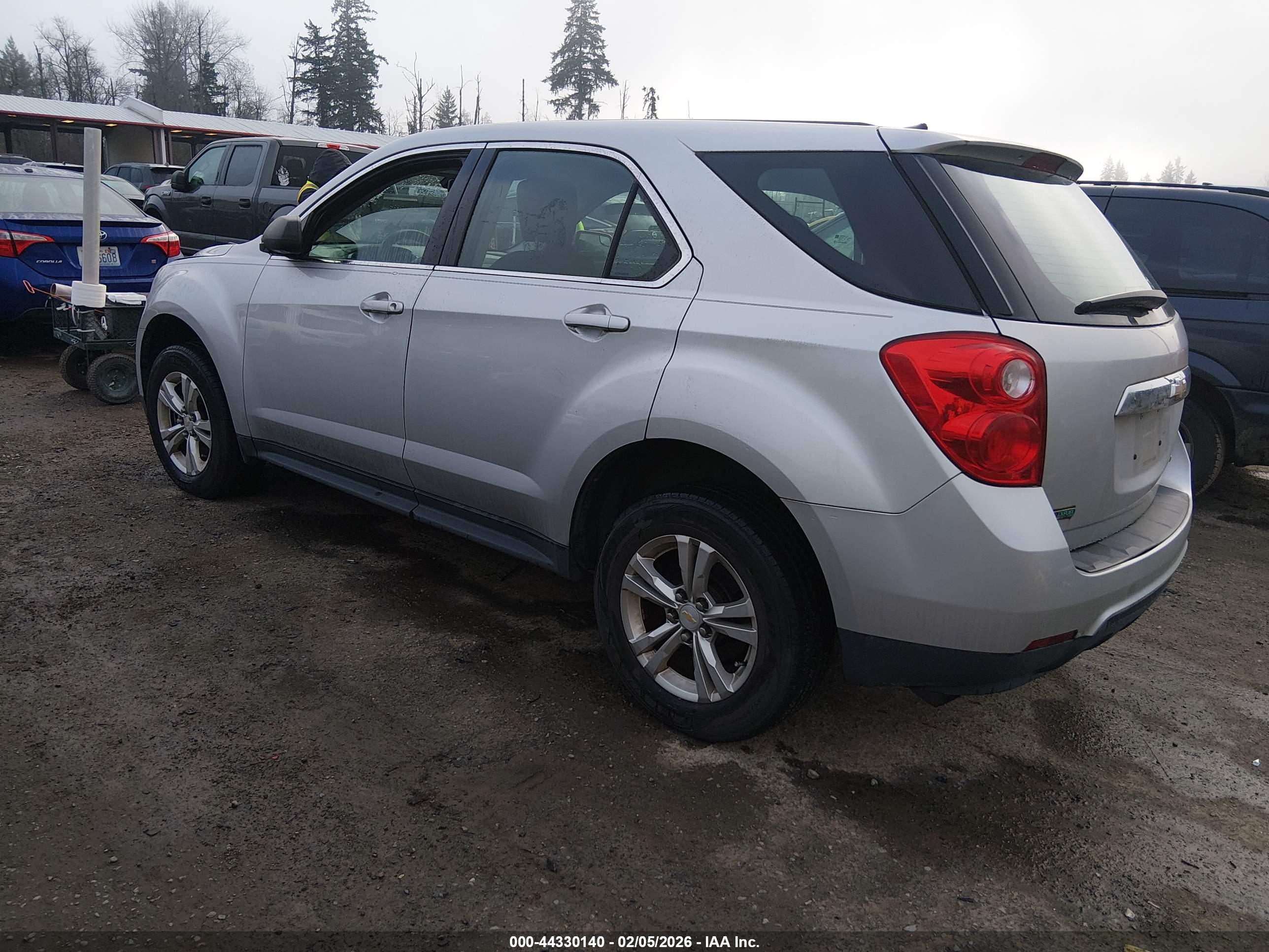 CHEVROLET EQUINOX image 3