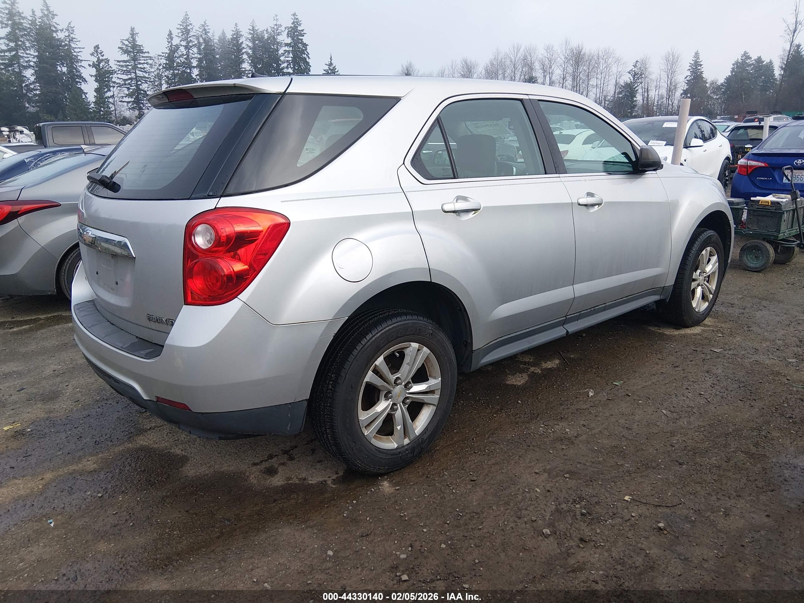 CHEVROLET EQUINOX image 4