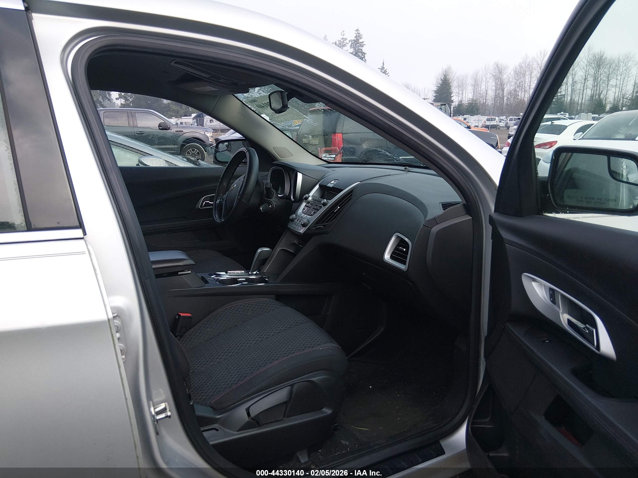CHEVROLET EQUINOX image 5