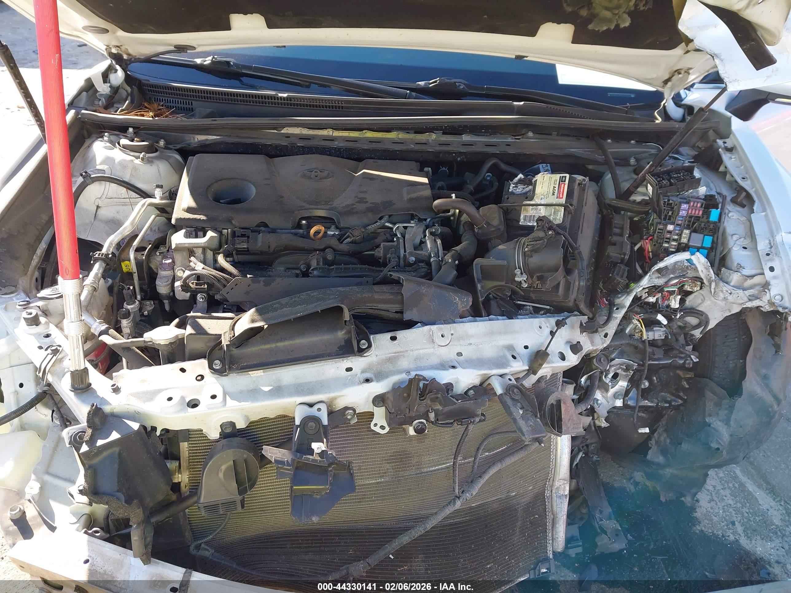 TOYOTA CAMRY image 10