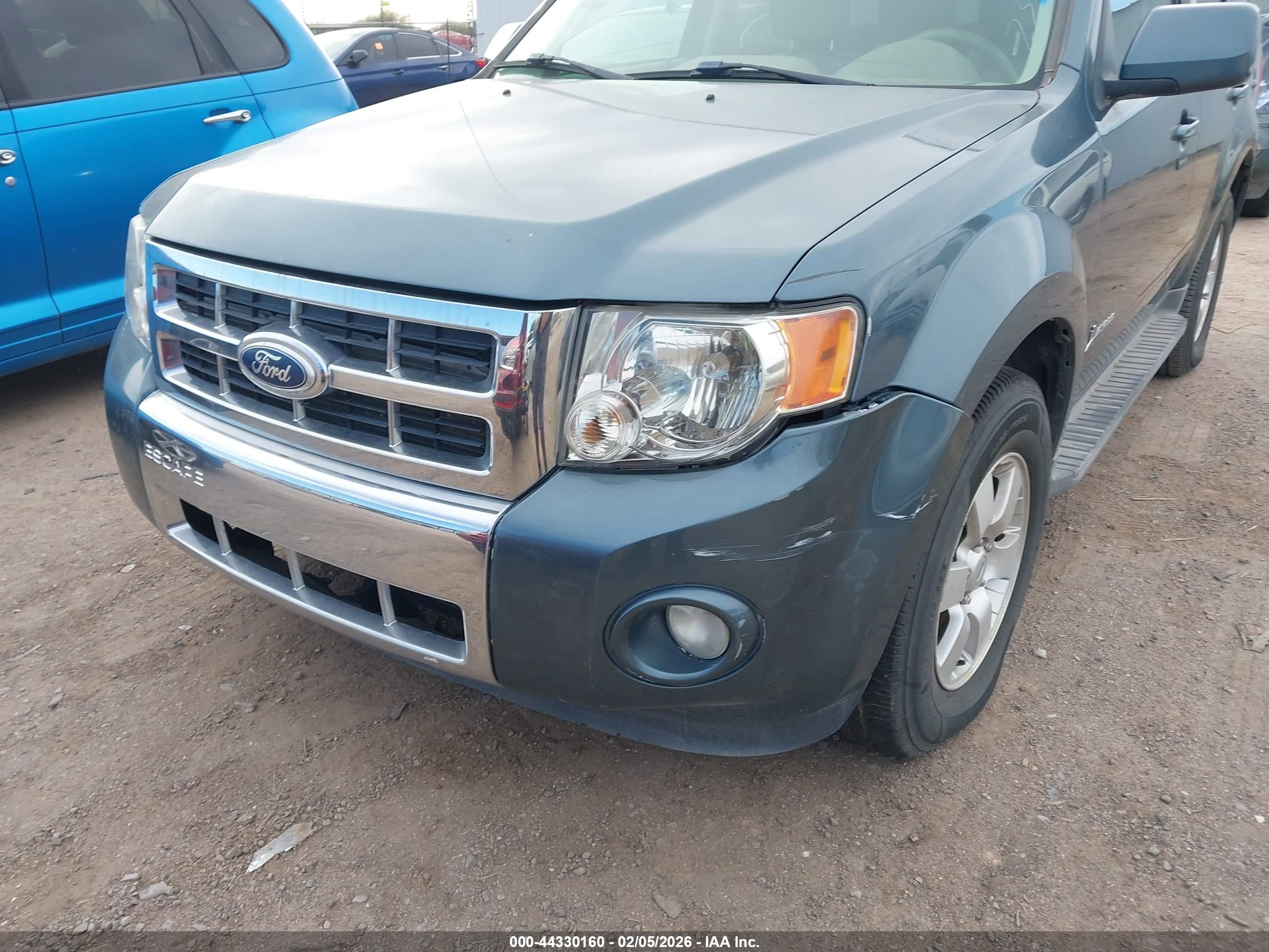 FORD ESCAPE image 6