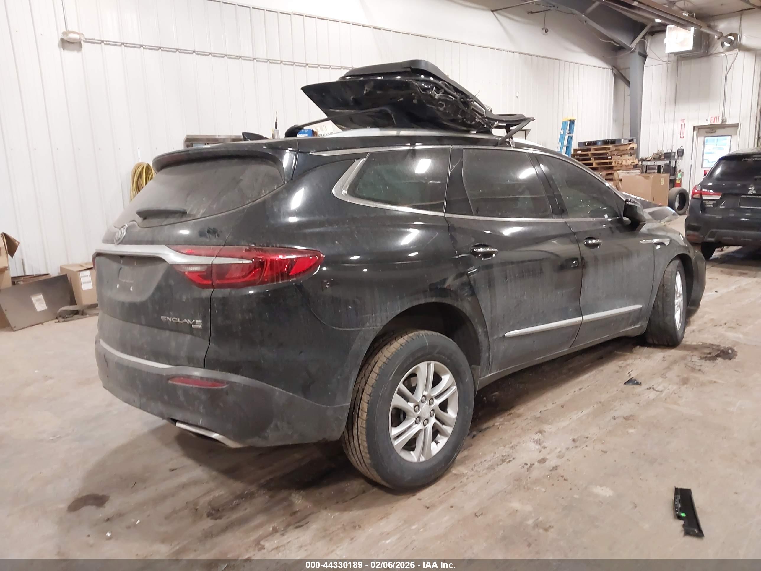 BUICK ENCLAVE image 4