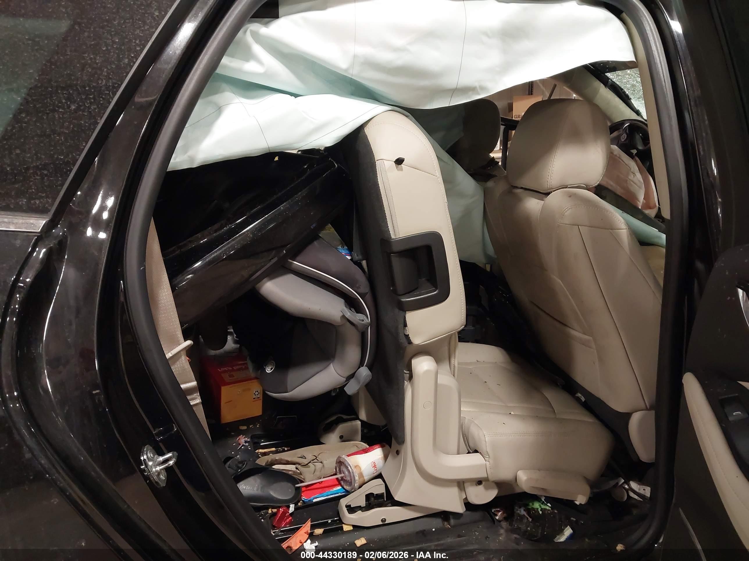 BUICK ENCLAVE image 8
