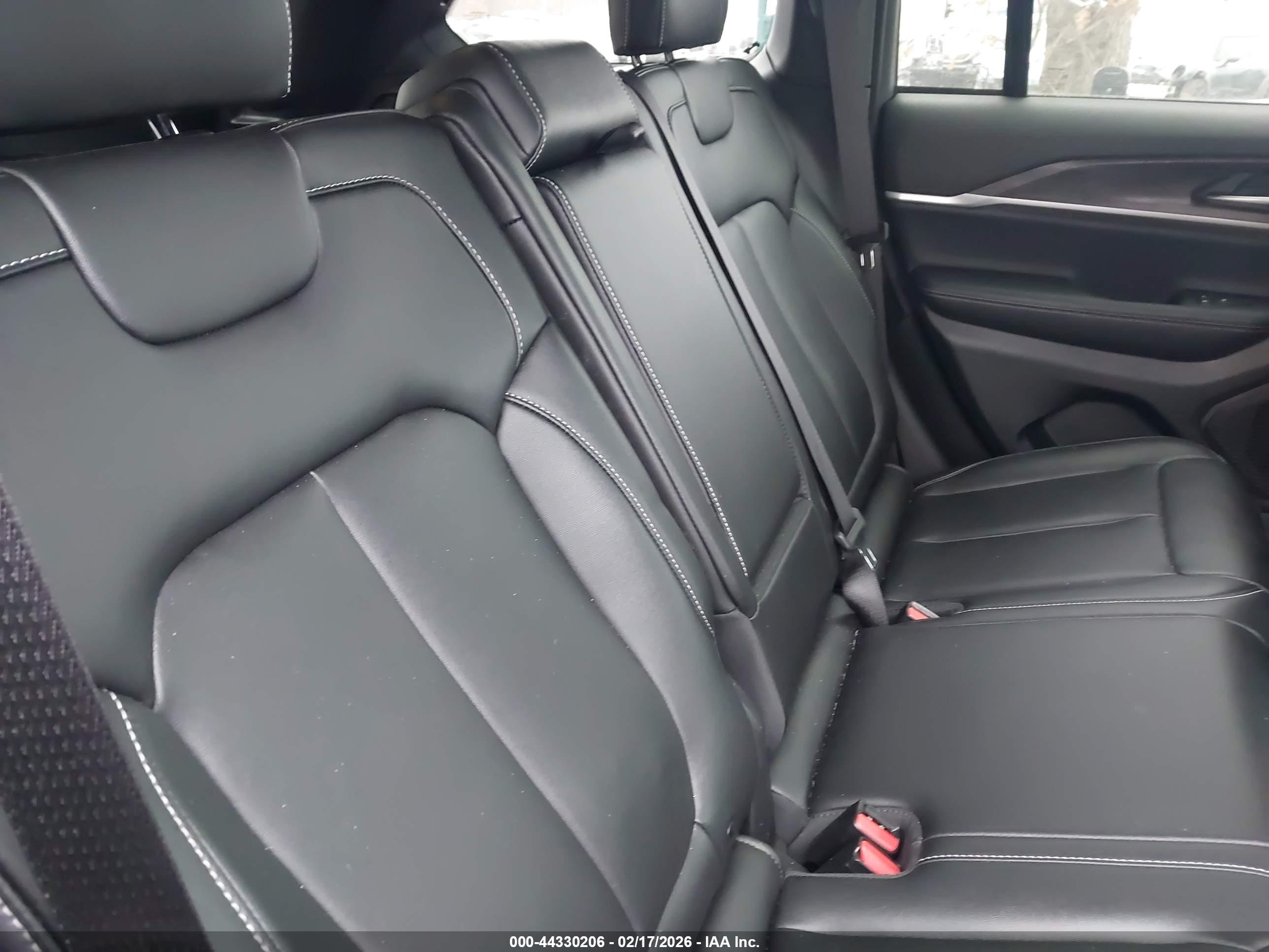 JEEP GRAND image 8