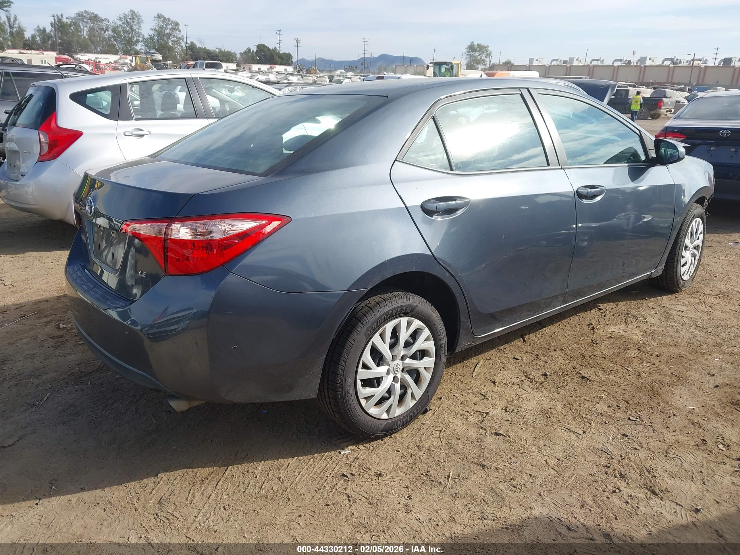 TOYOTA COROLLA image 4