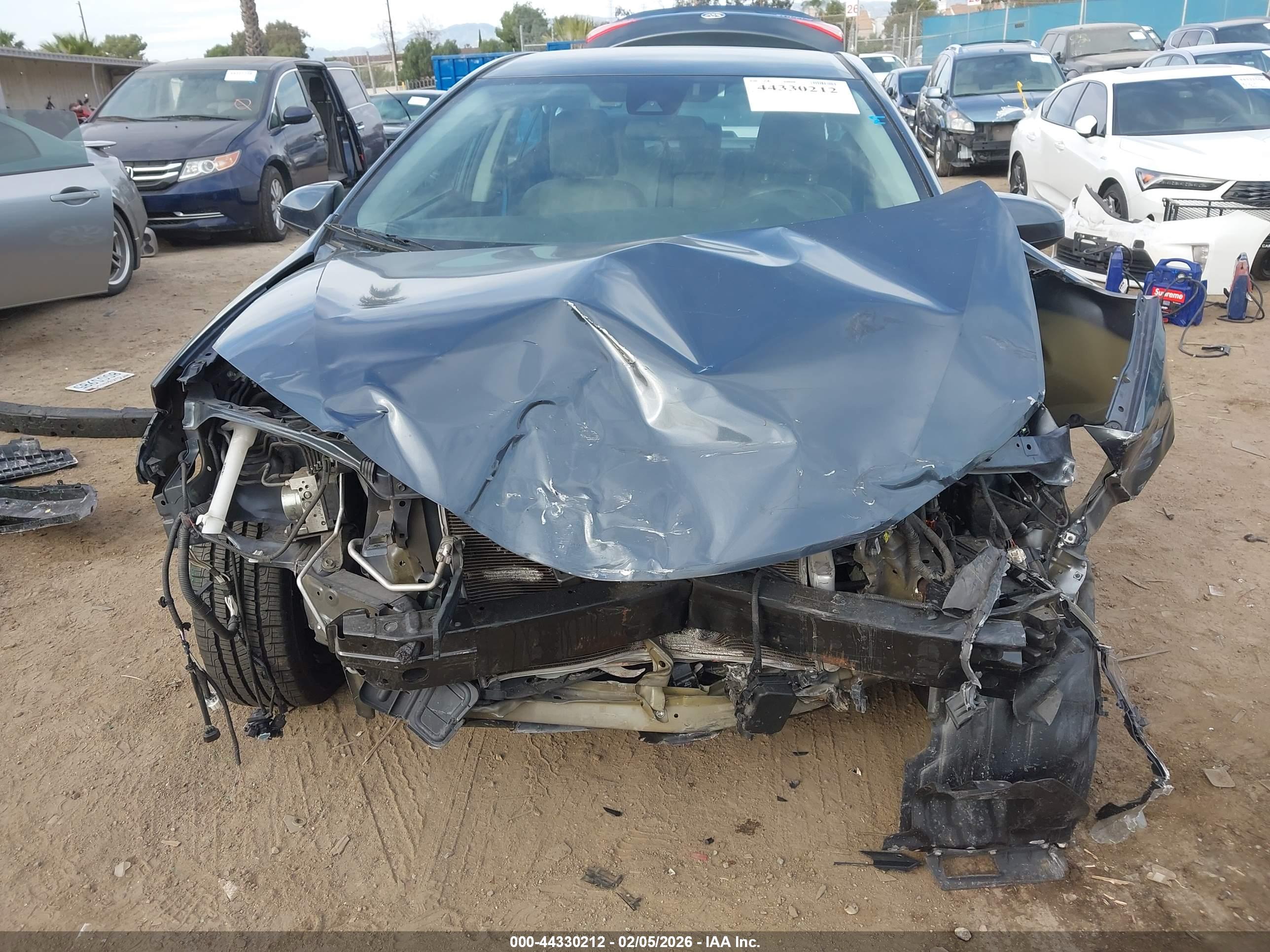 TOYOTA COROLLA image 6