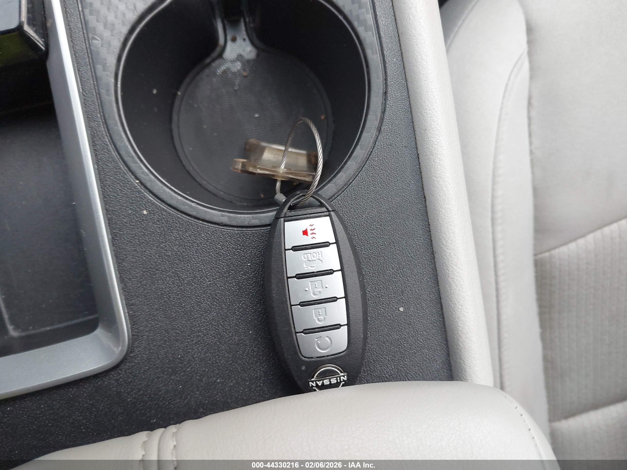 NISSAN ALTIMA image 11