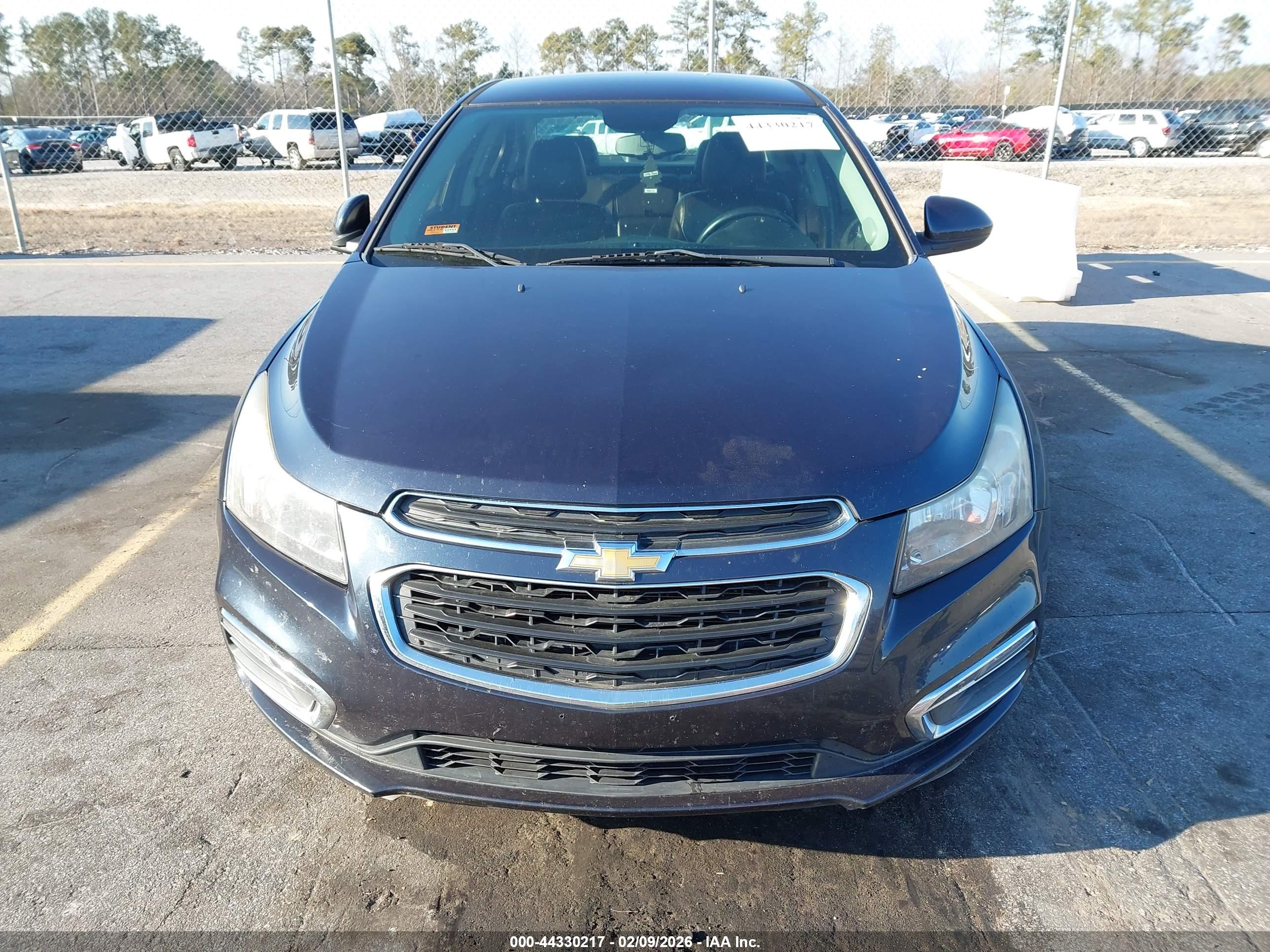 CHEVROLET CRUZE image 6