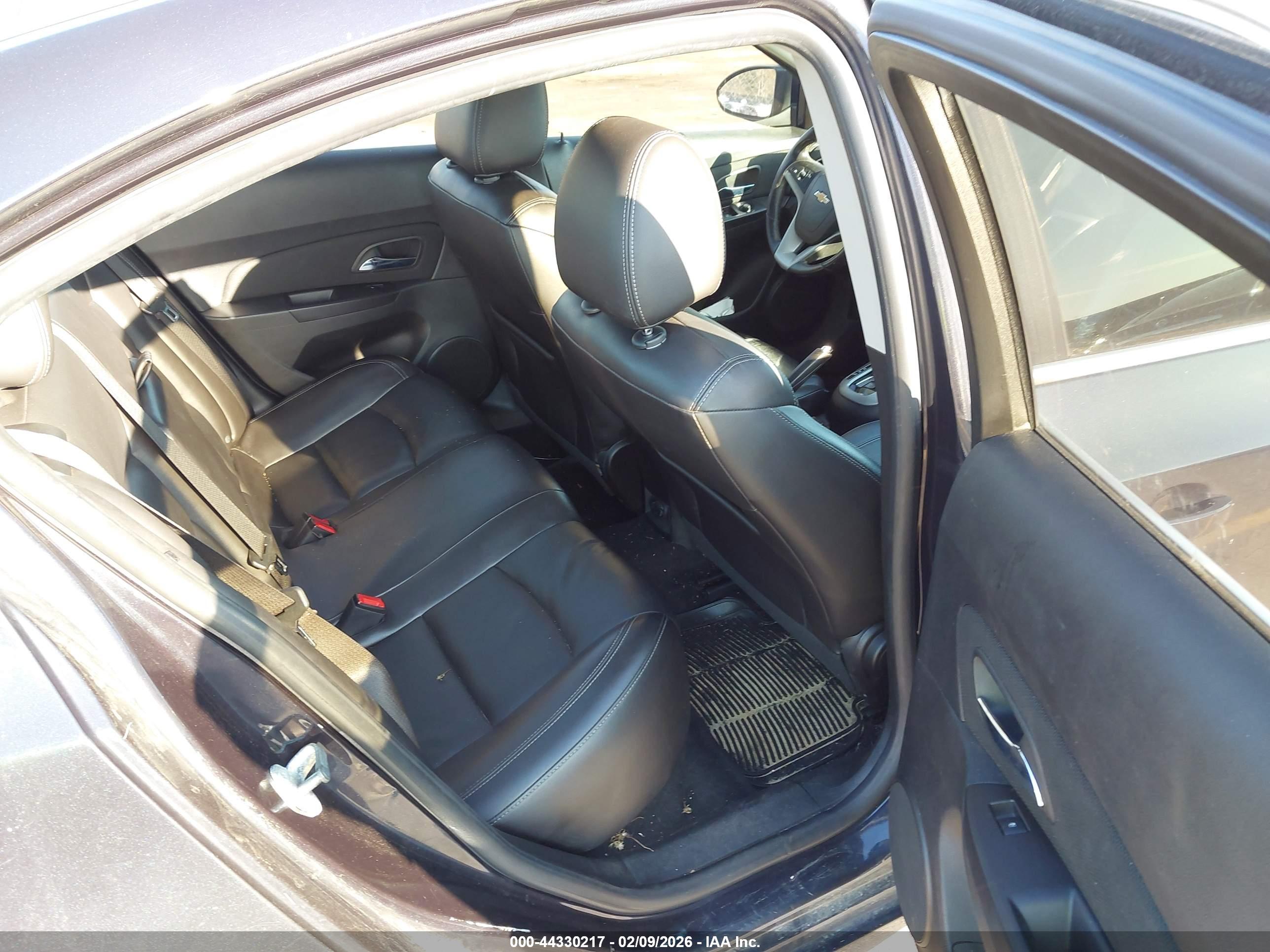 CHEVROLET CRUZE image 8