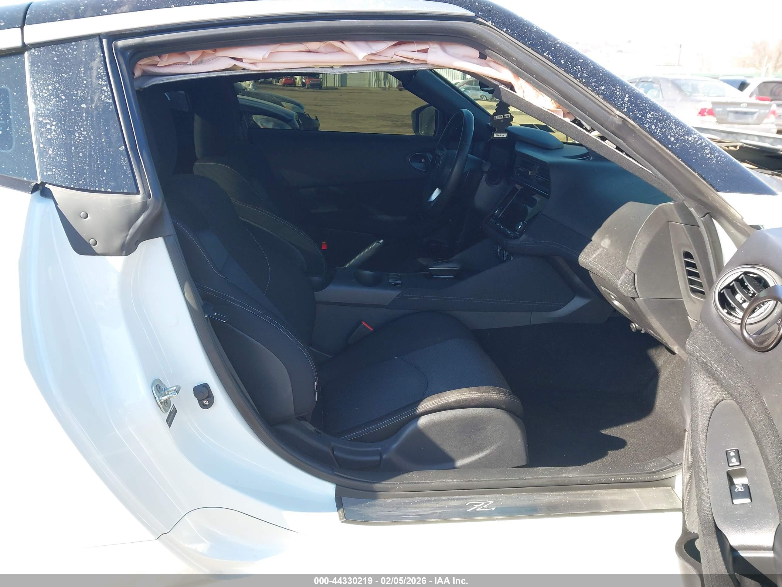 NISSAN Z image 5
