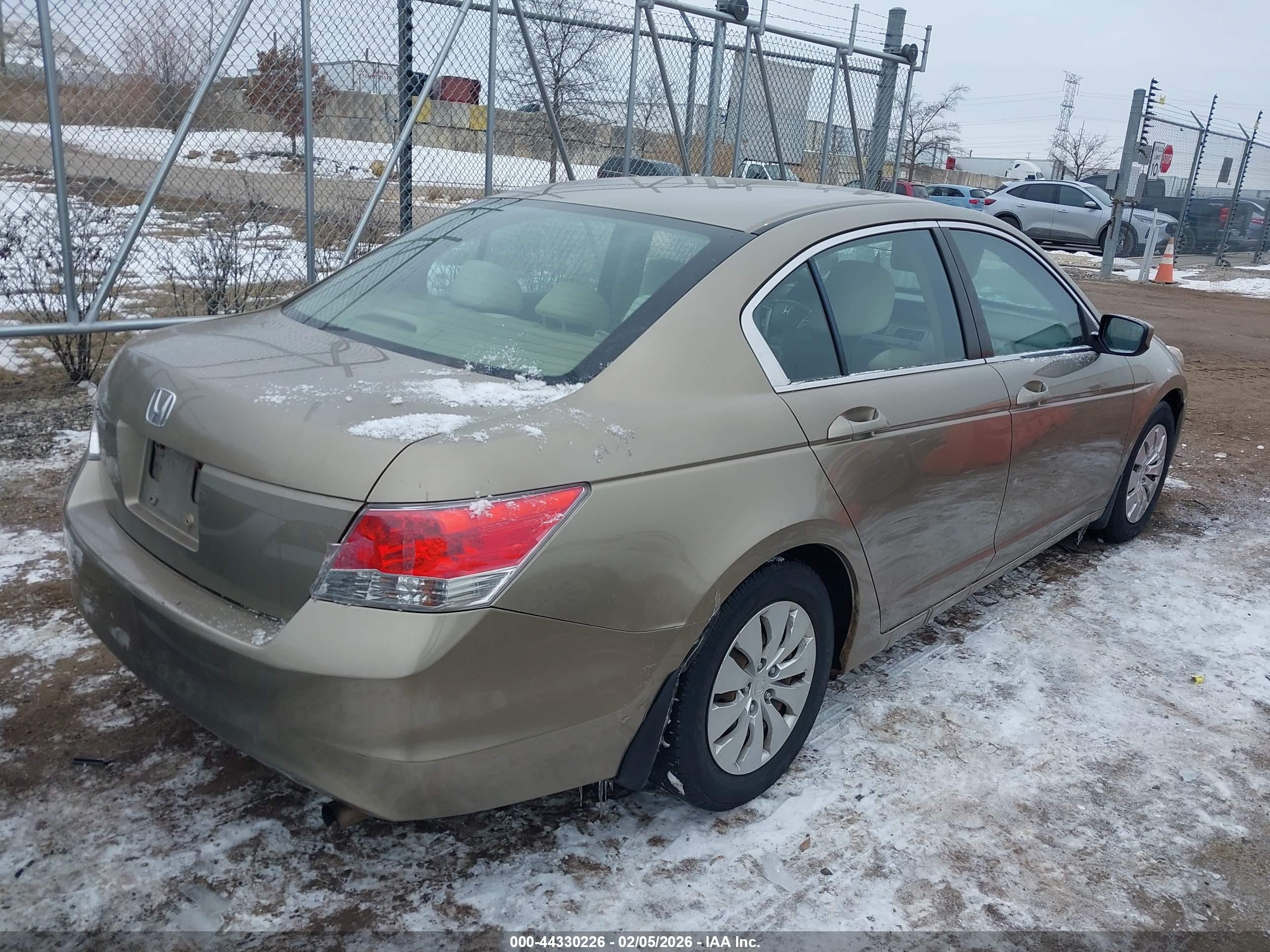 HONDA ACCORD image 4