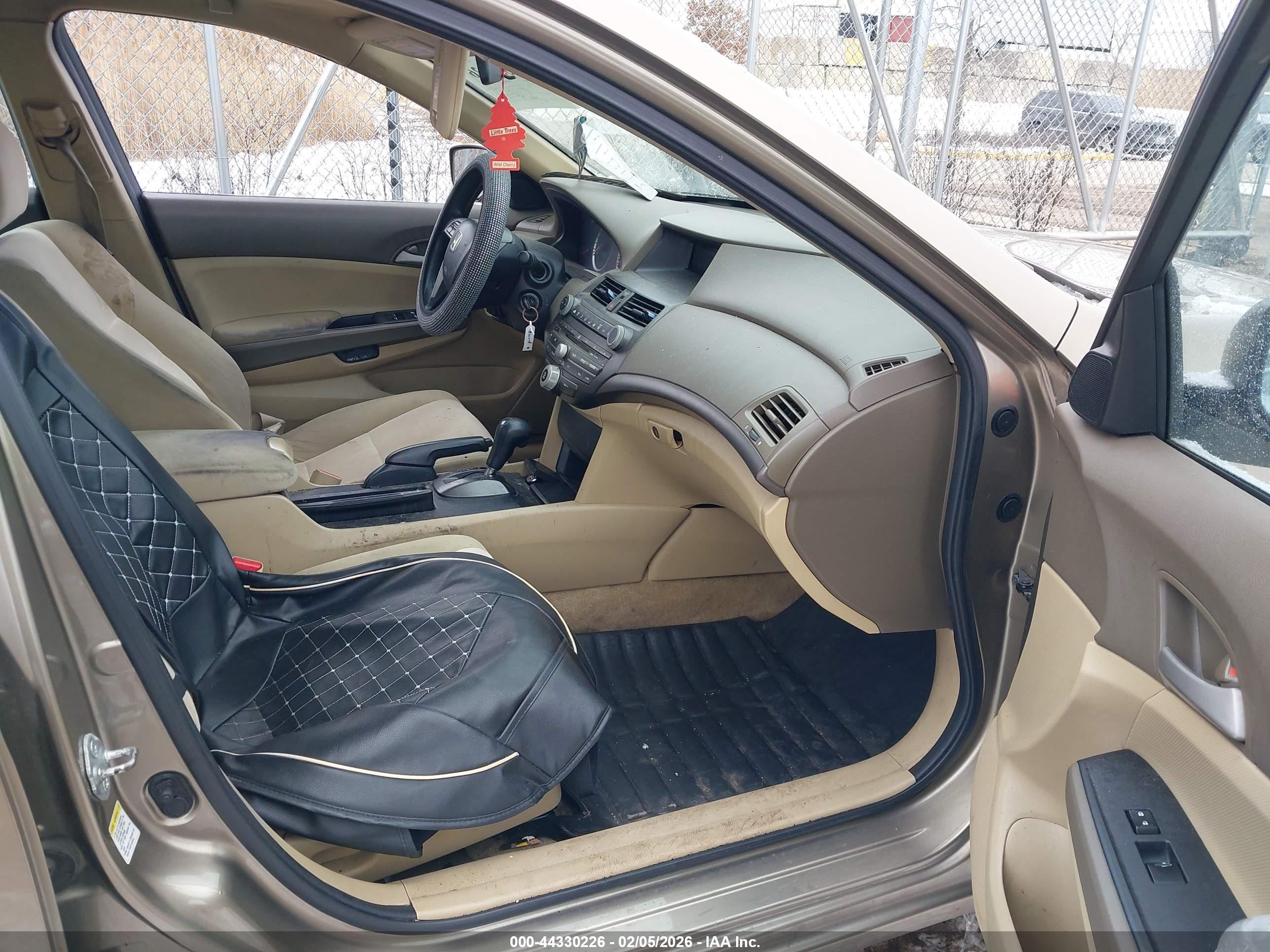 HONDA ACCORD image 5