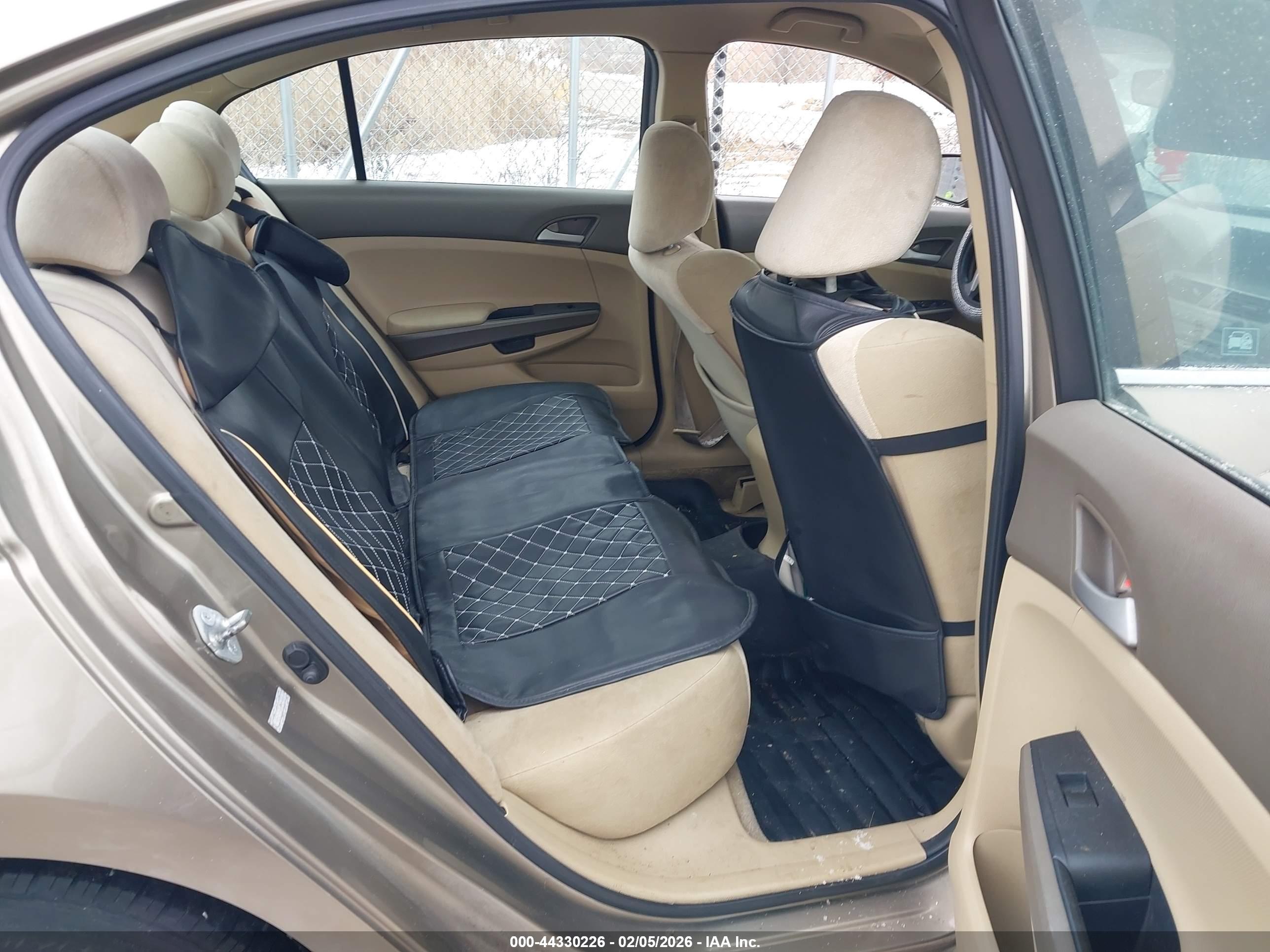 HONDA ACCORD image 8