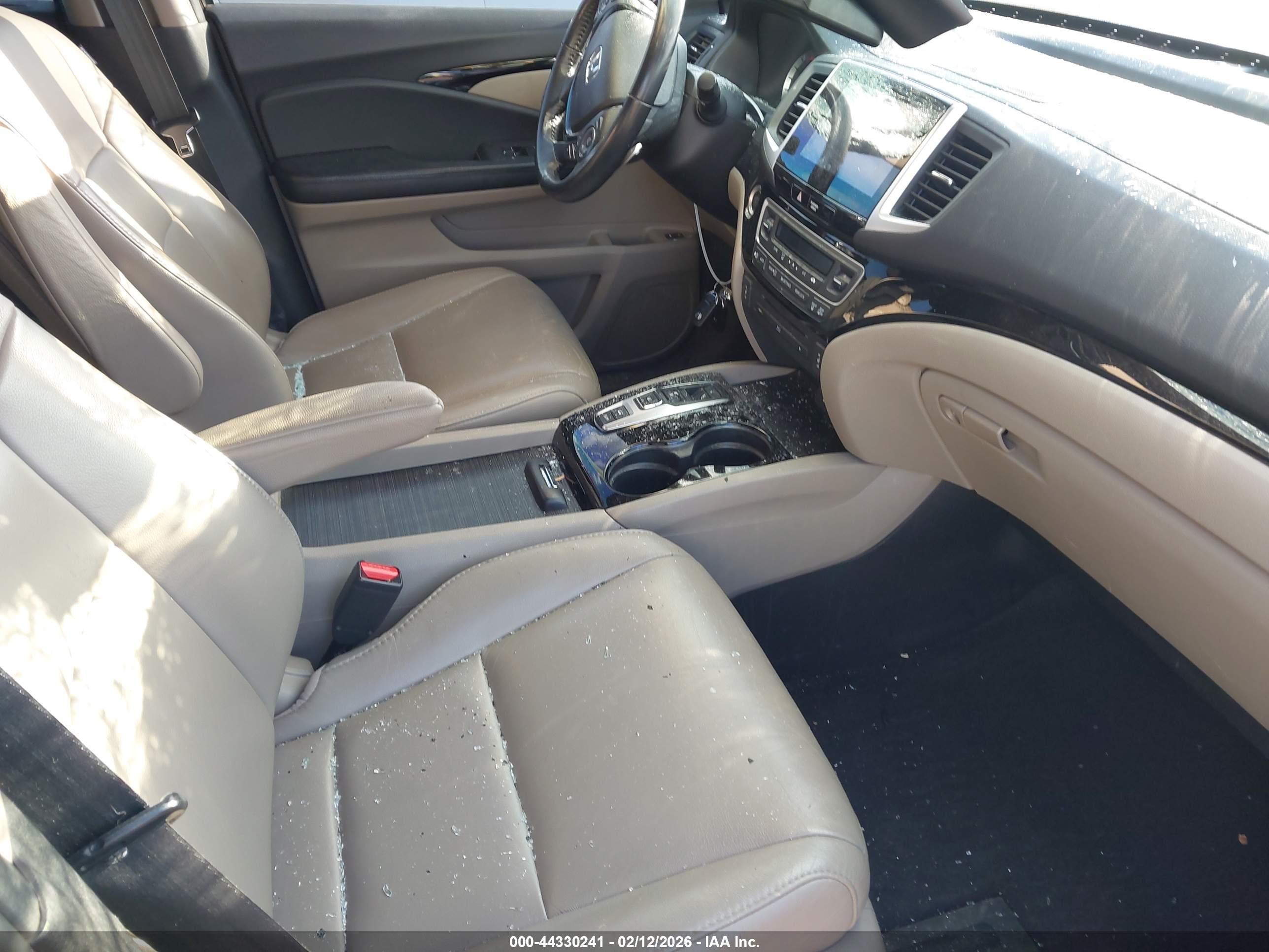 HONDA PILOT image 5