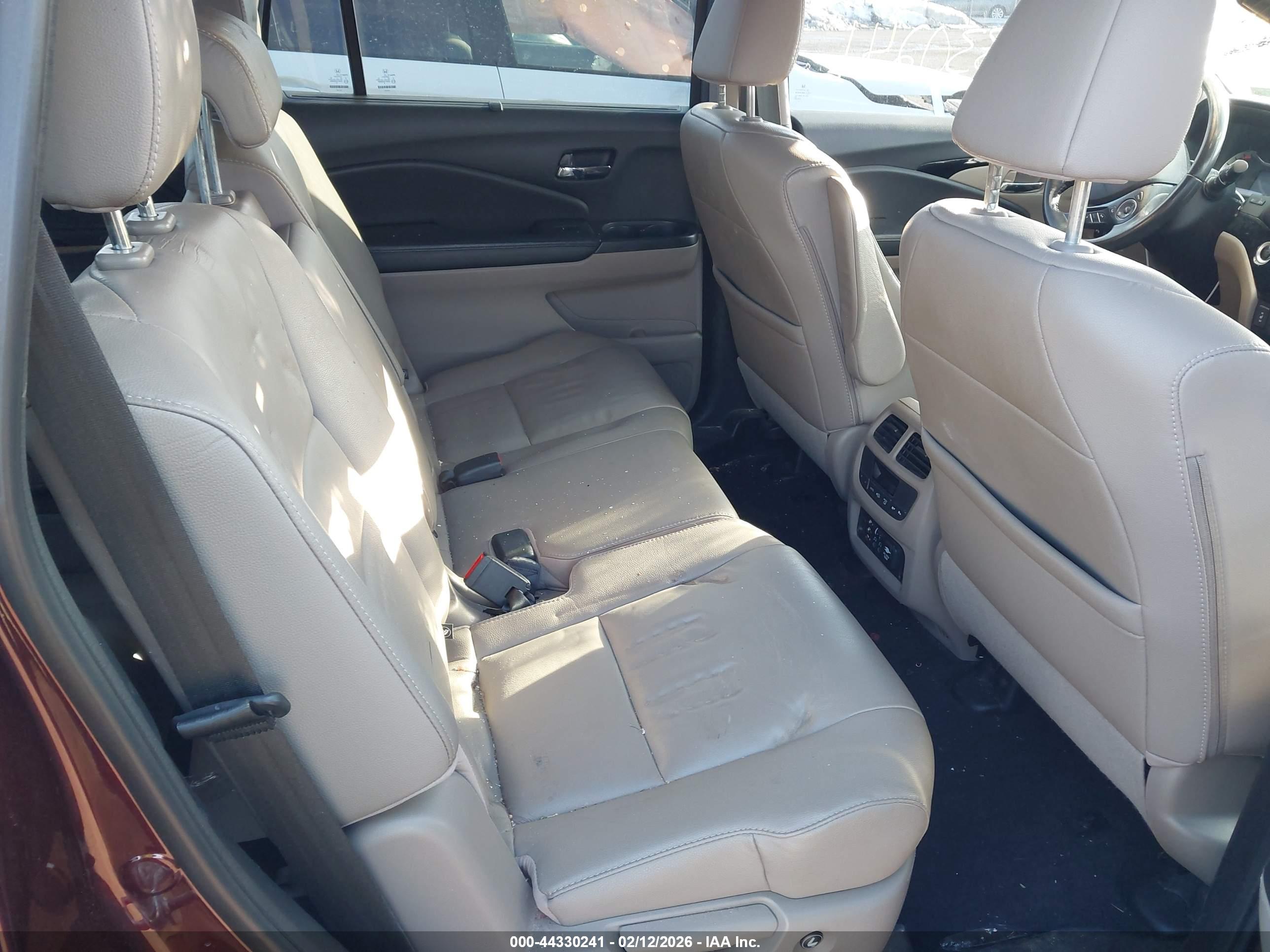 HONDA PILOT image 8