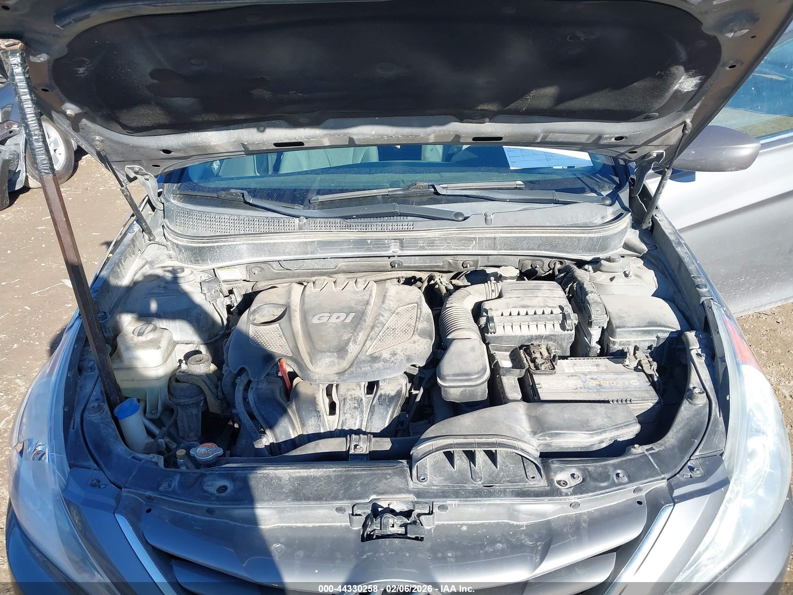 HYUNDAI SONATA image 10