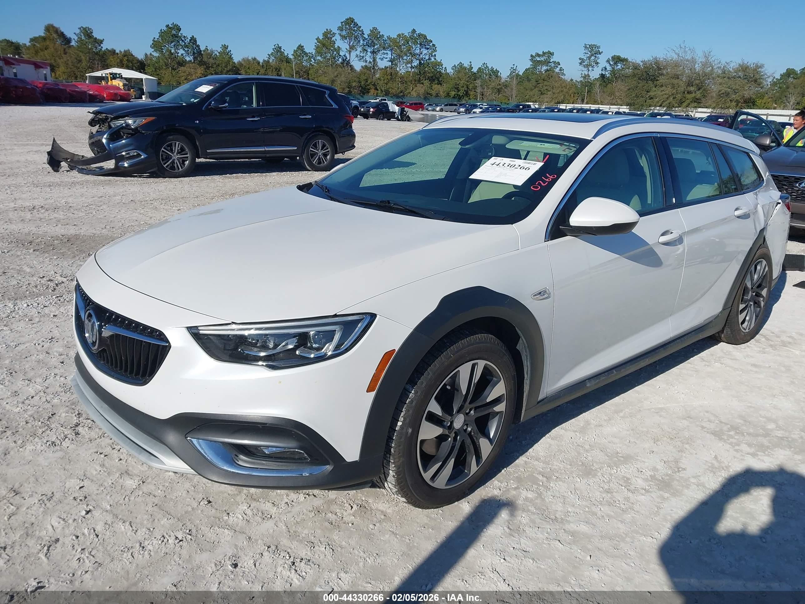 BUICK REGAL image 2