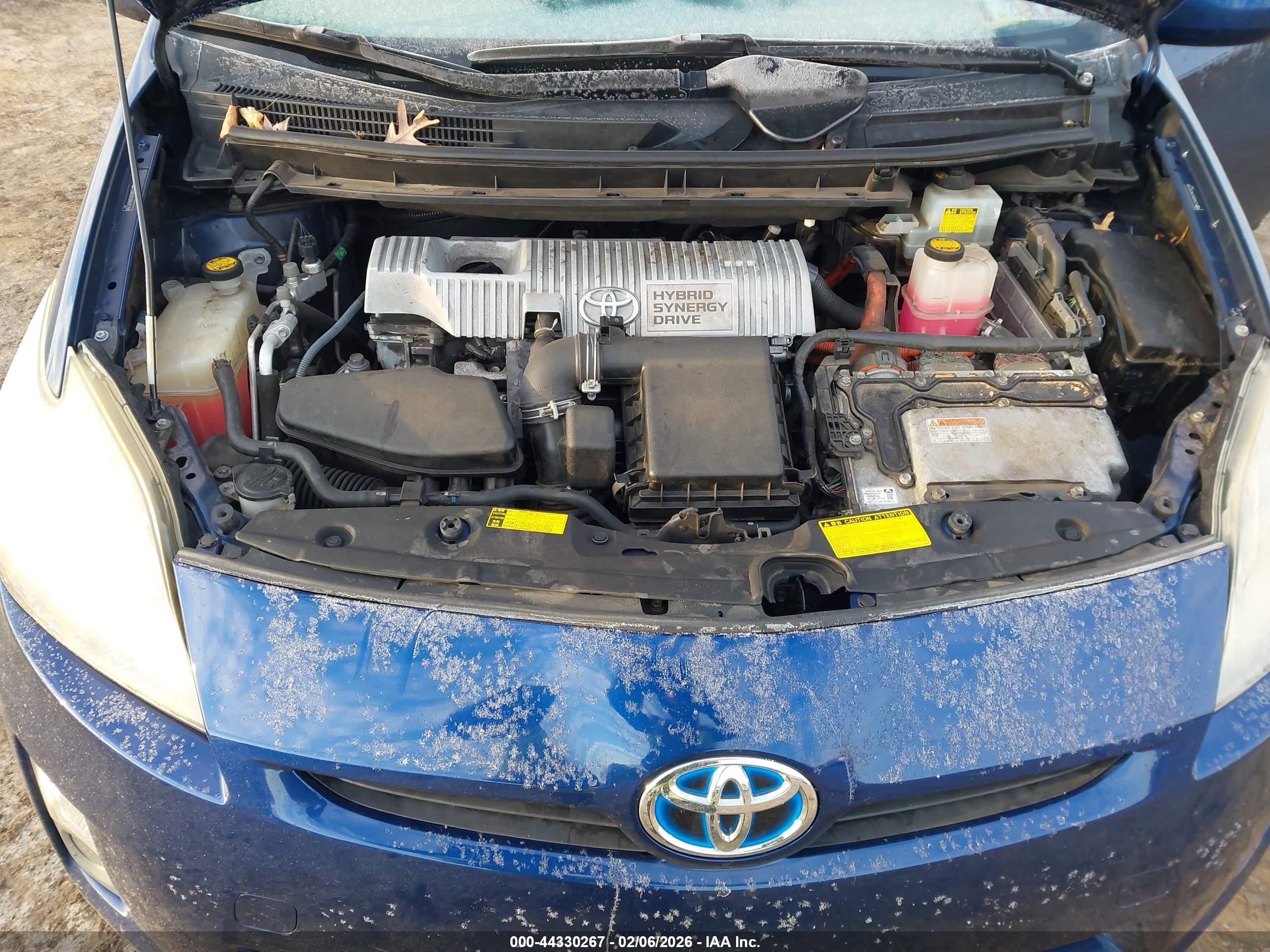 TOYOTA PRIUS image 10