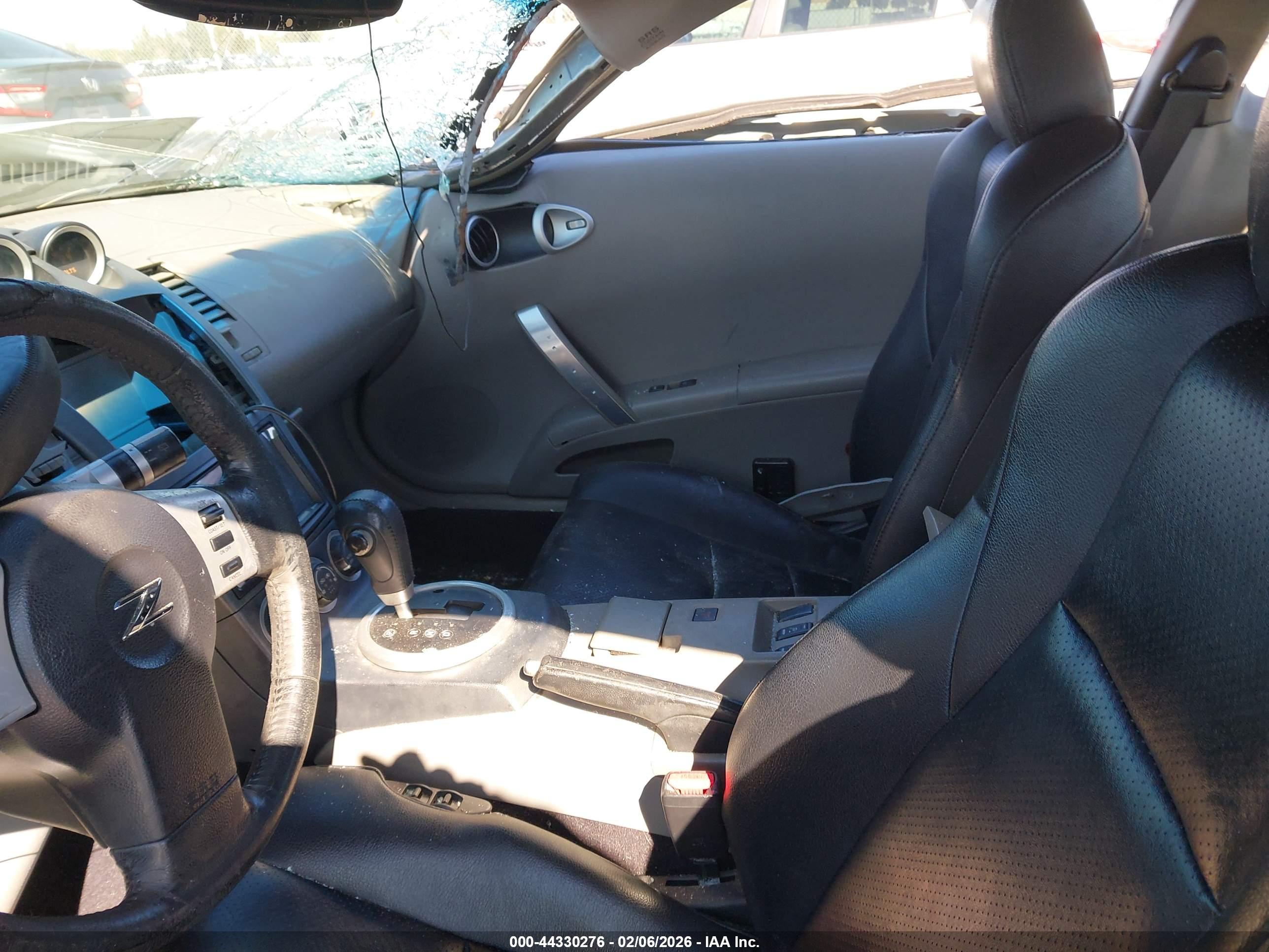 NISSAN 350Z image 5