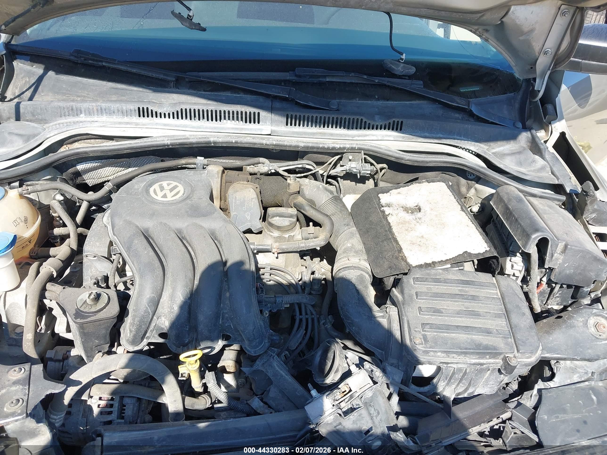 VOLKSWAGEN JETTA image 10