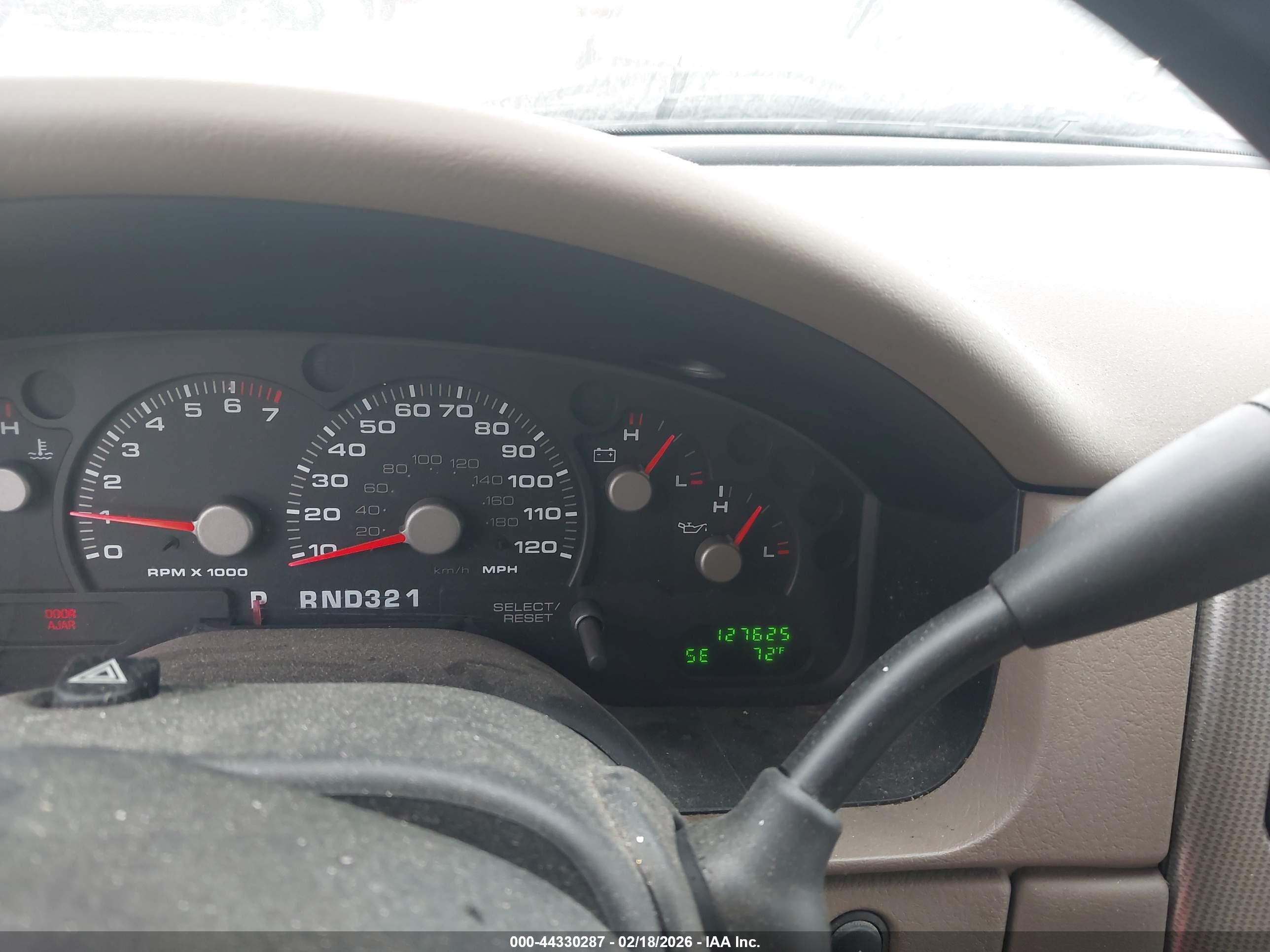 FORD EXPLORER image 7