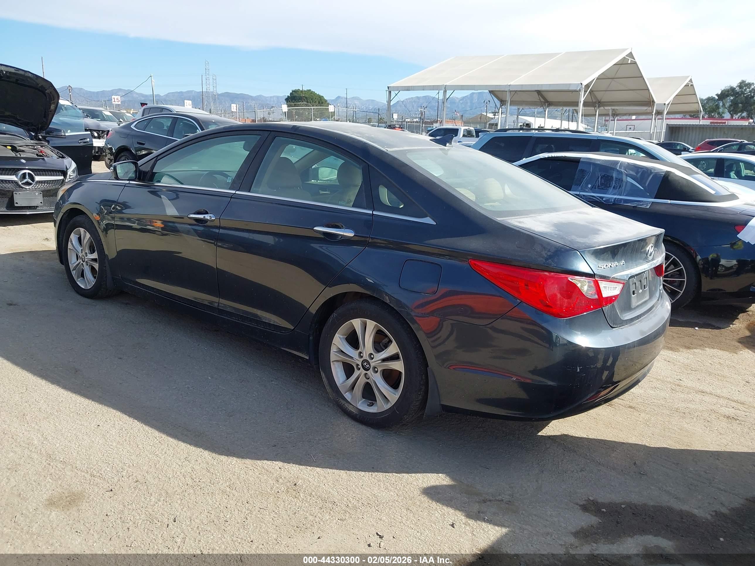 HYUNDAI SONATA image 3