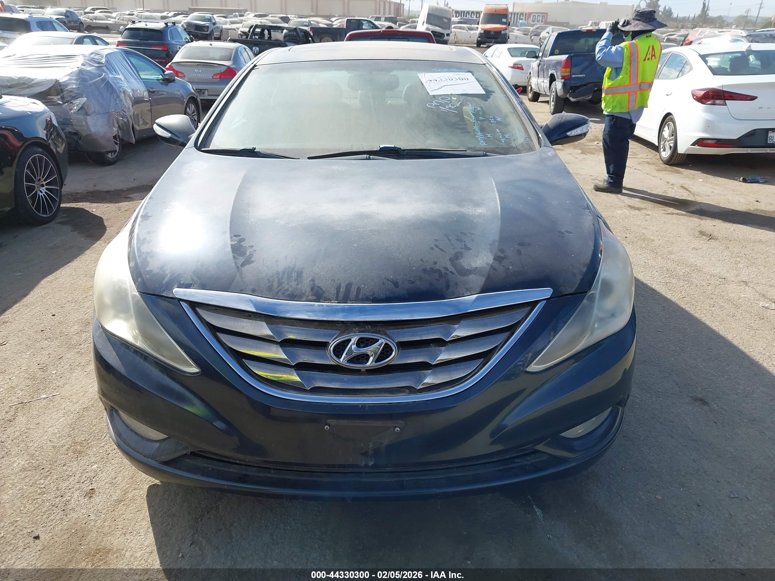 HYUNDAI SONATA image 6