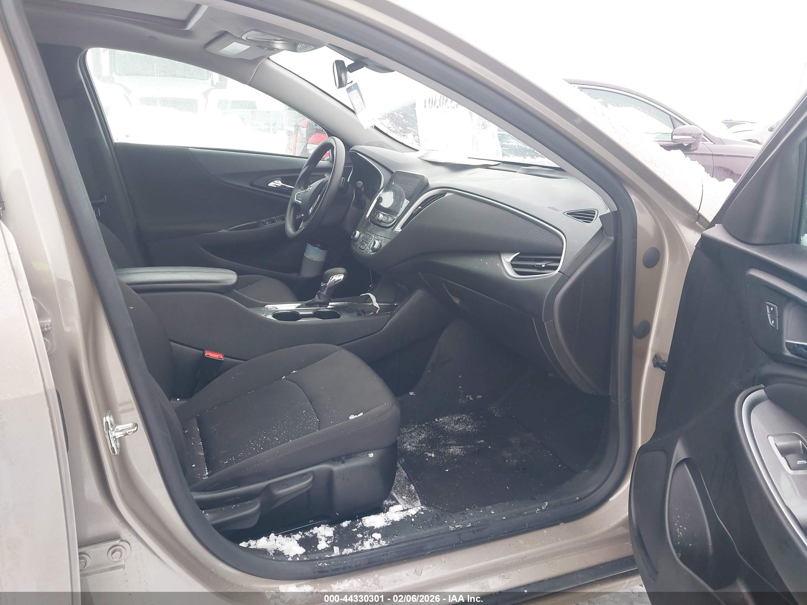 CHEVROLET MALIBU image 5