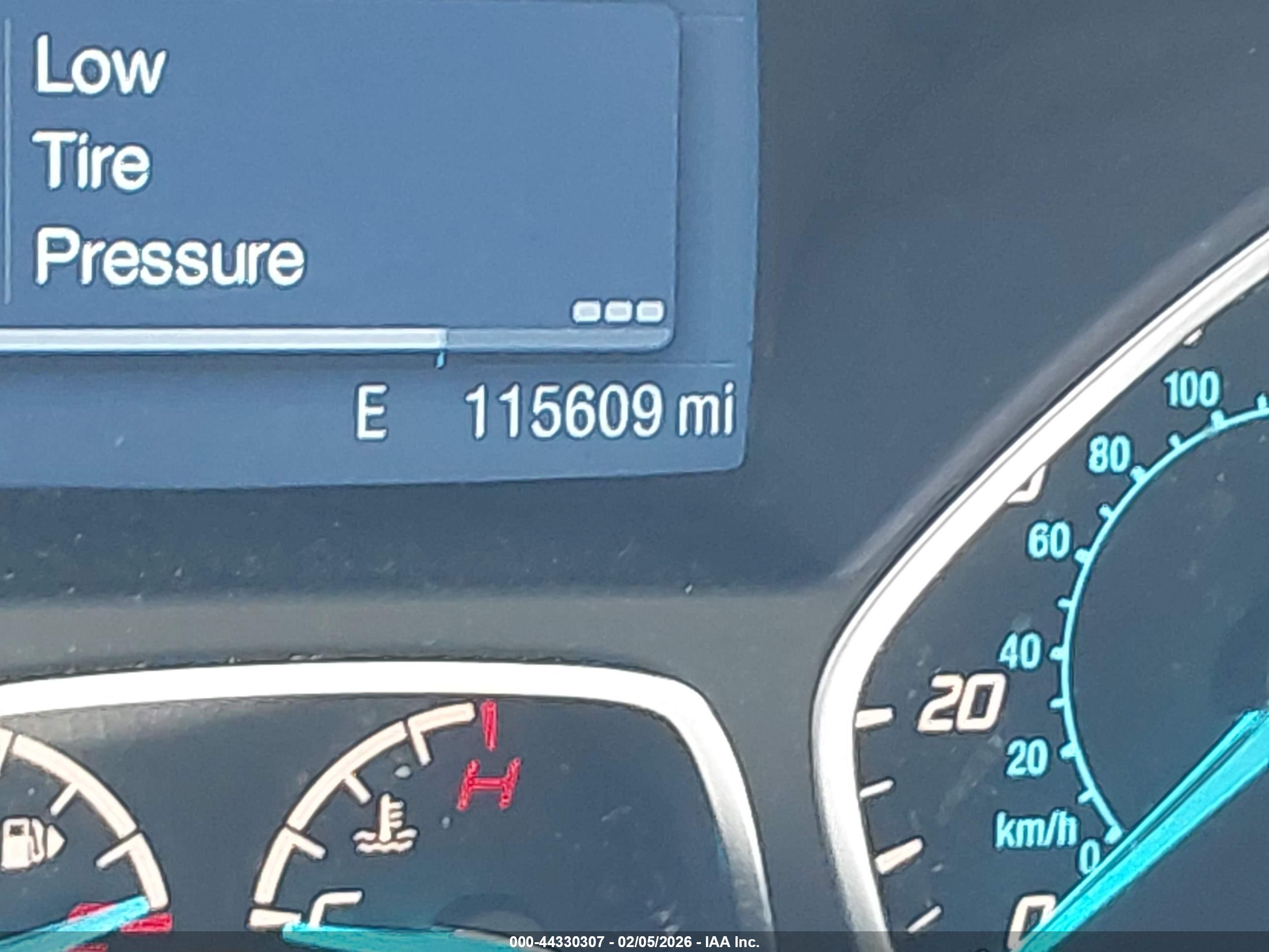 FORD ESCAPE image 7