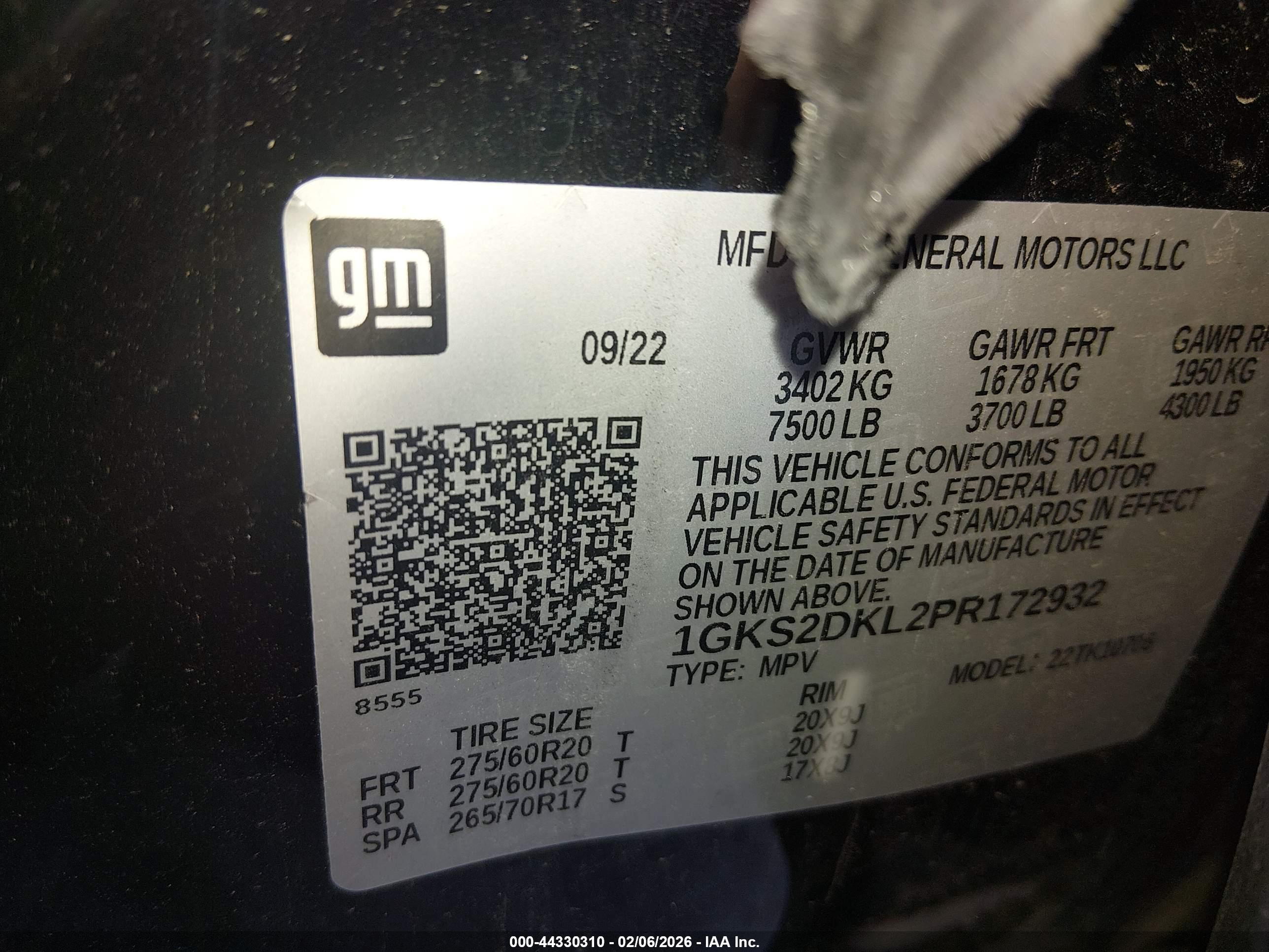 GMC YUKON image 9