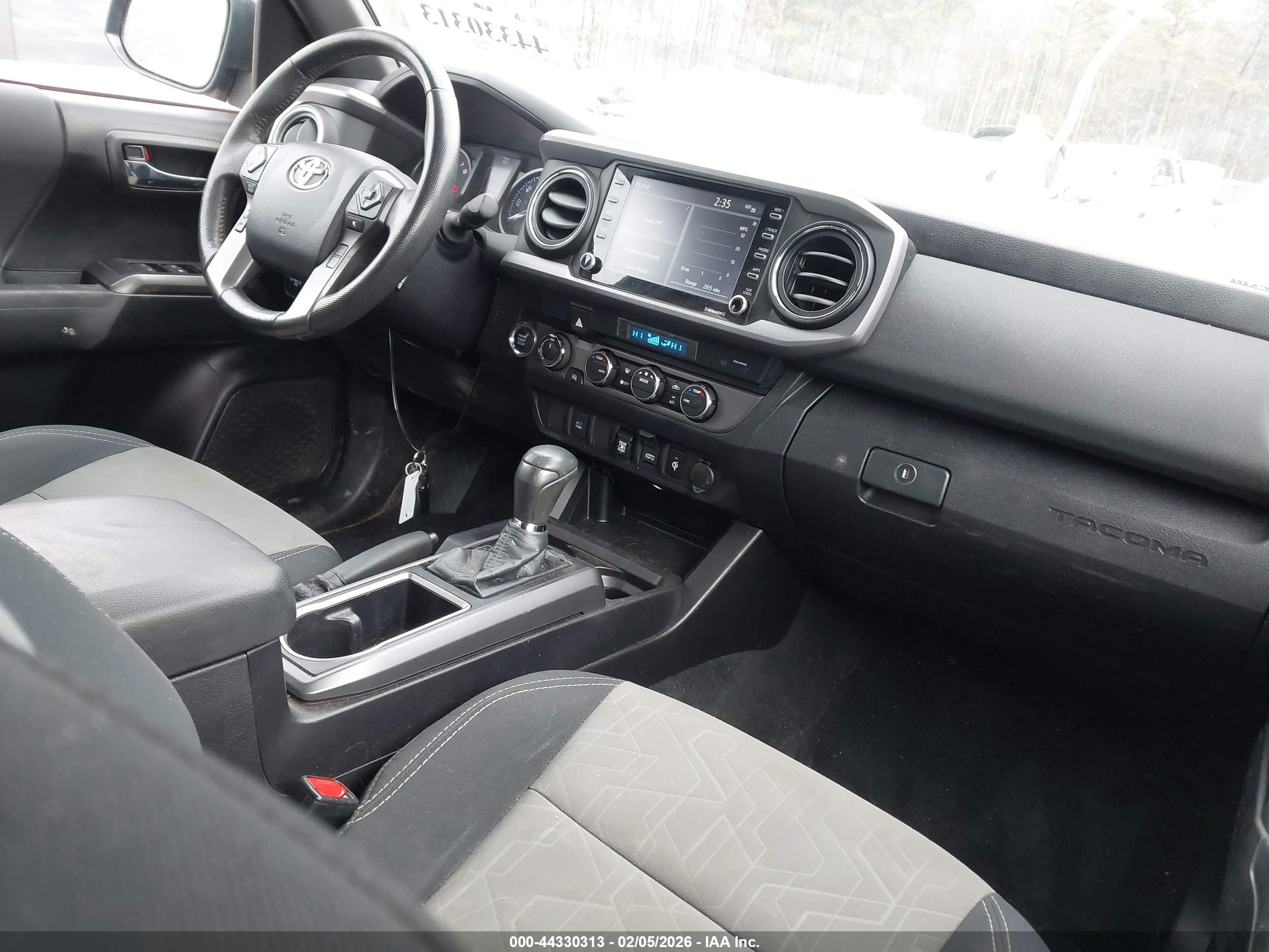 TOYOTA TACOMA image 5